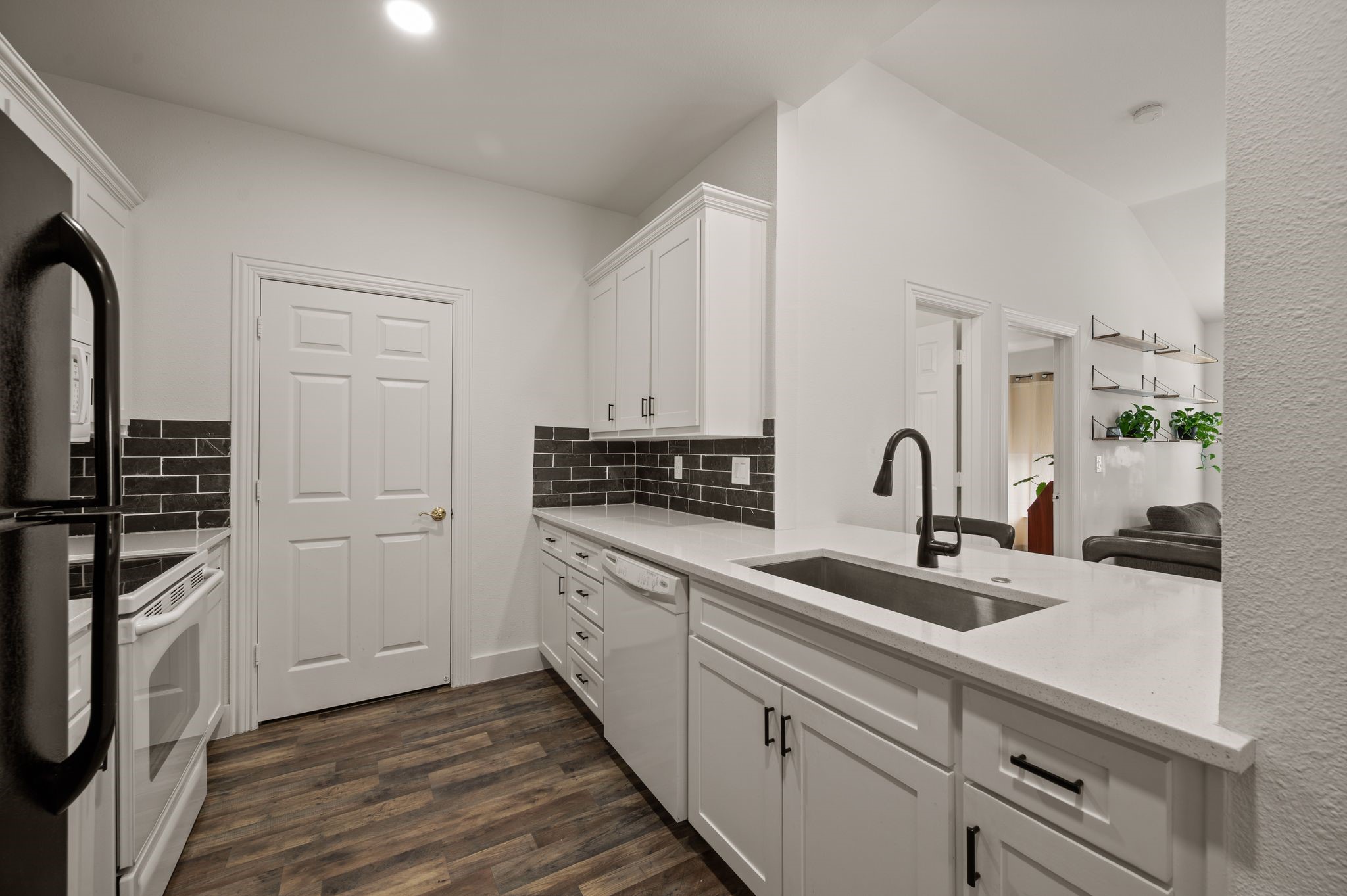 1919 Maplewood Trail