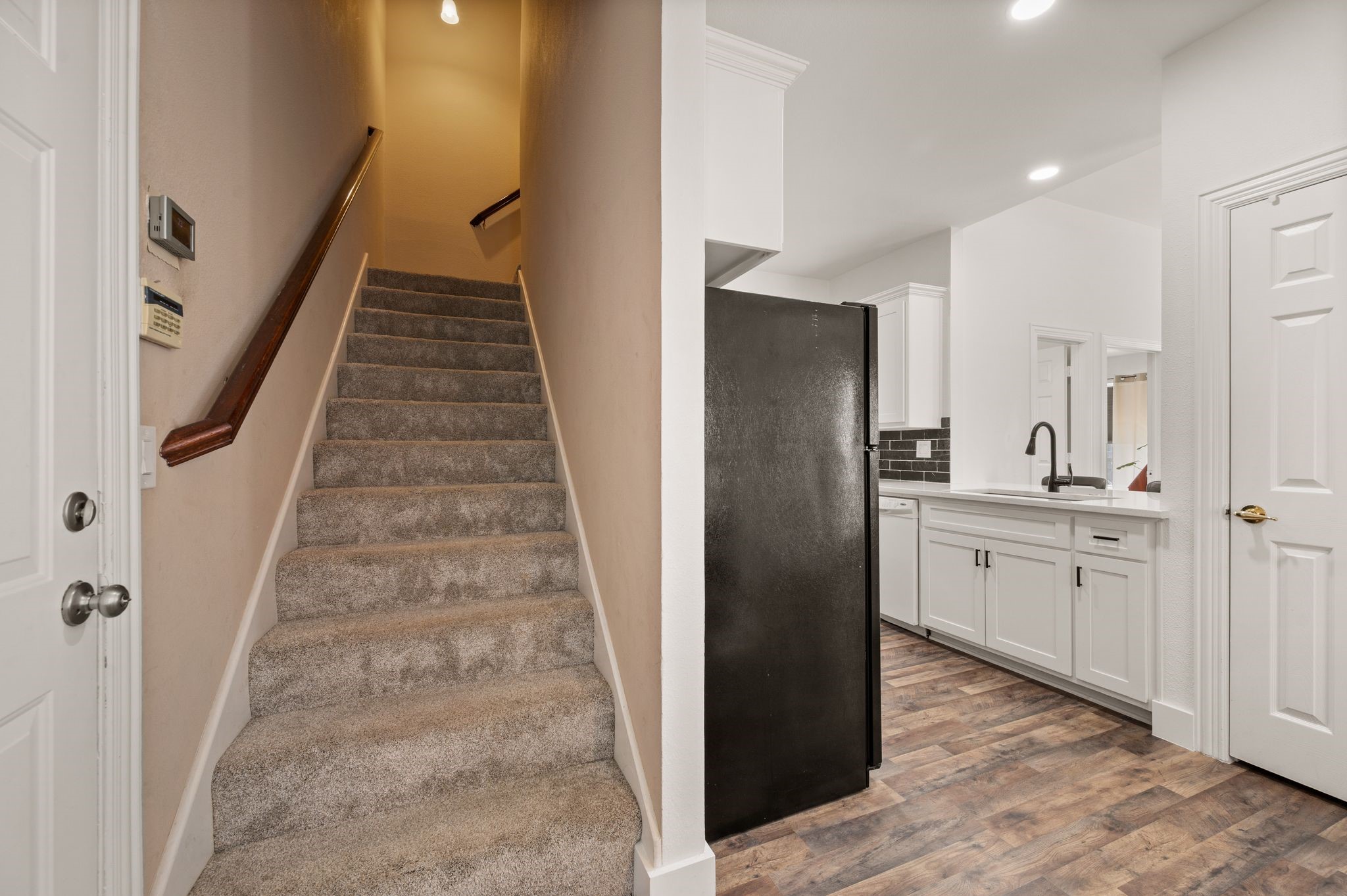 1919 Maplewood Trail
