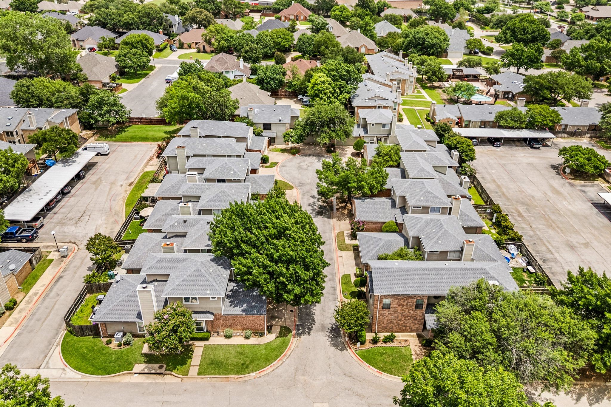 1919 Maplewood Trail