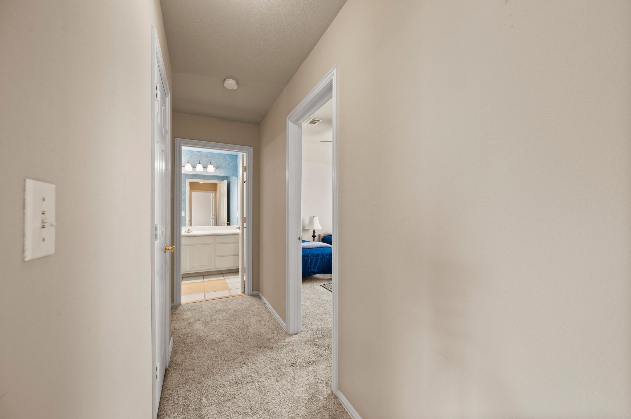 1919 Maplewood Trail