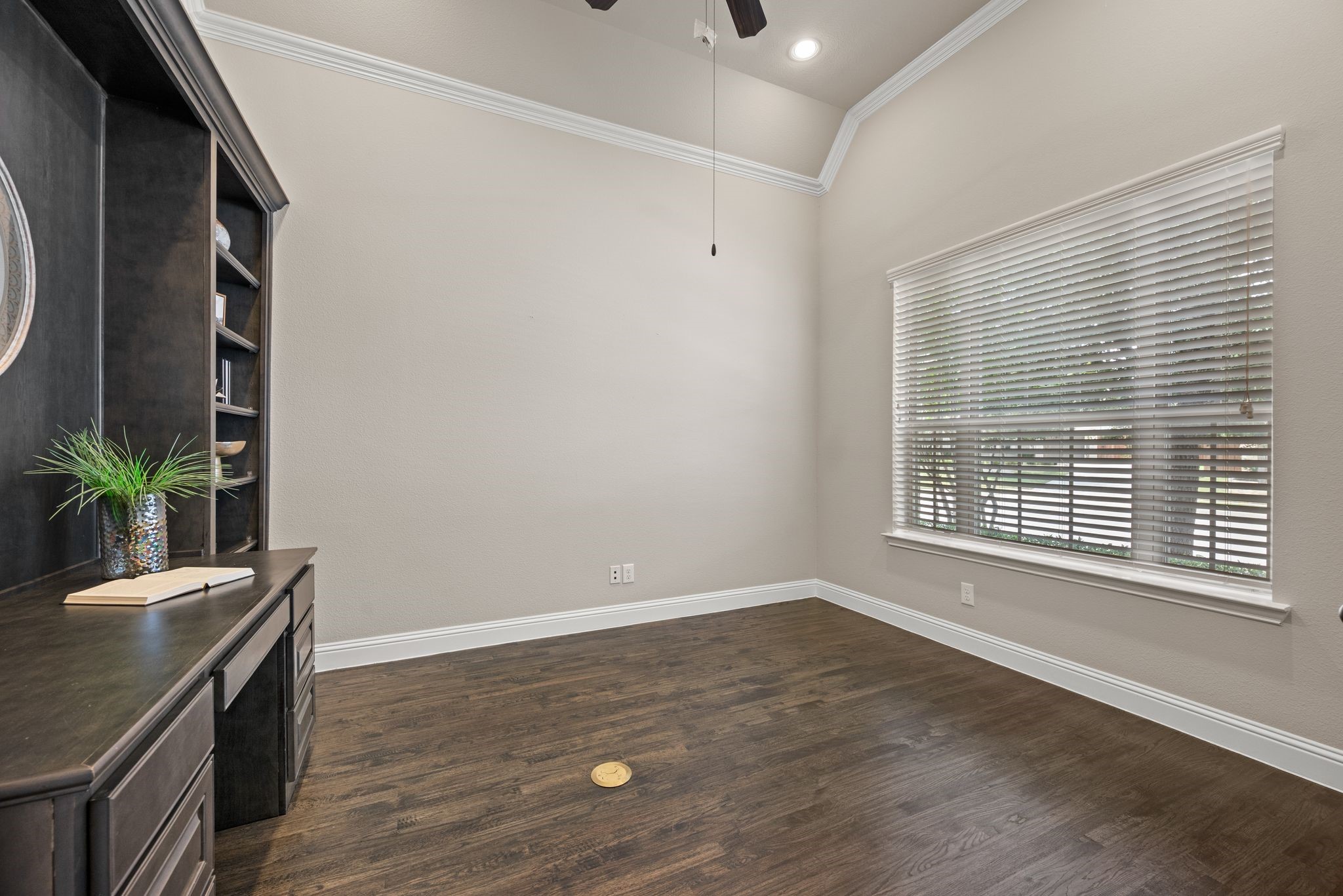 3705 Rothschild Boulevard