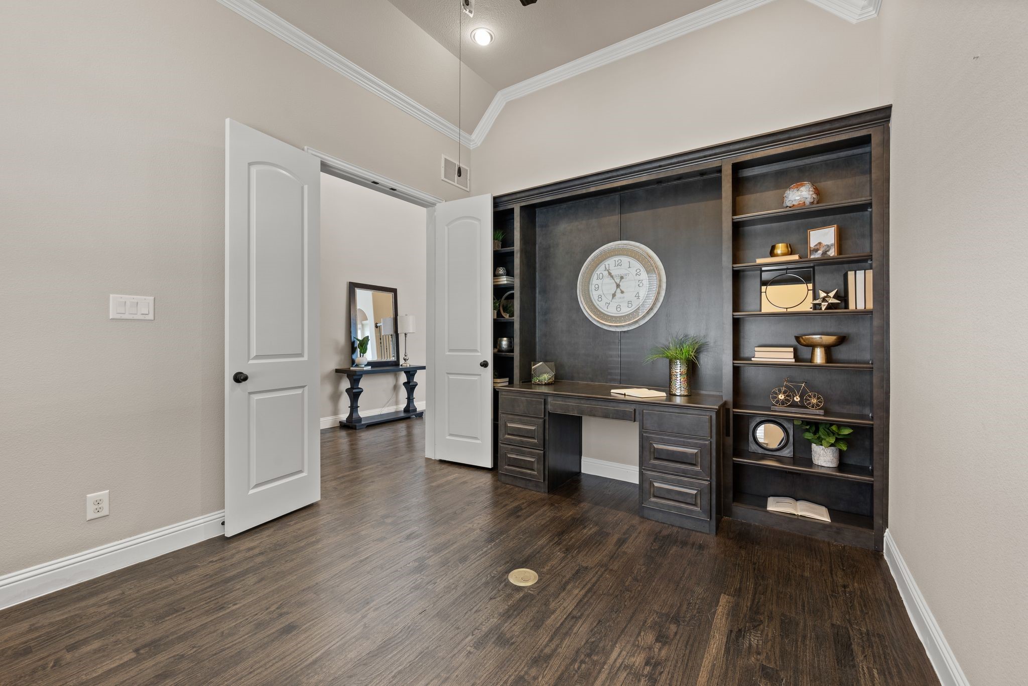 3705 Rothschild Boulevard