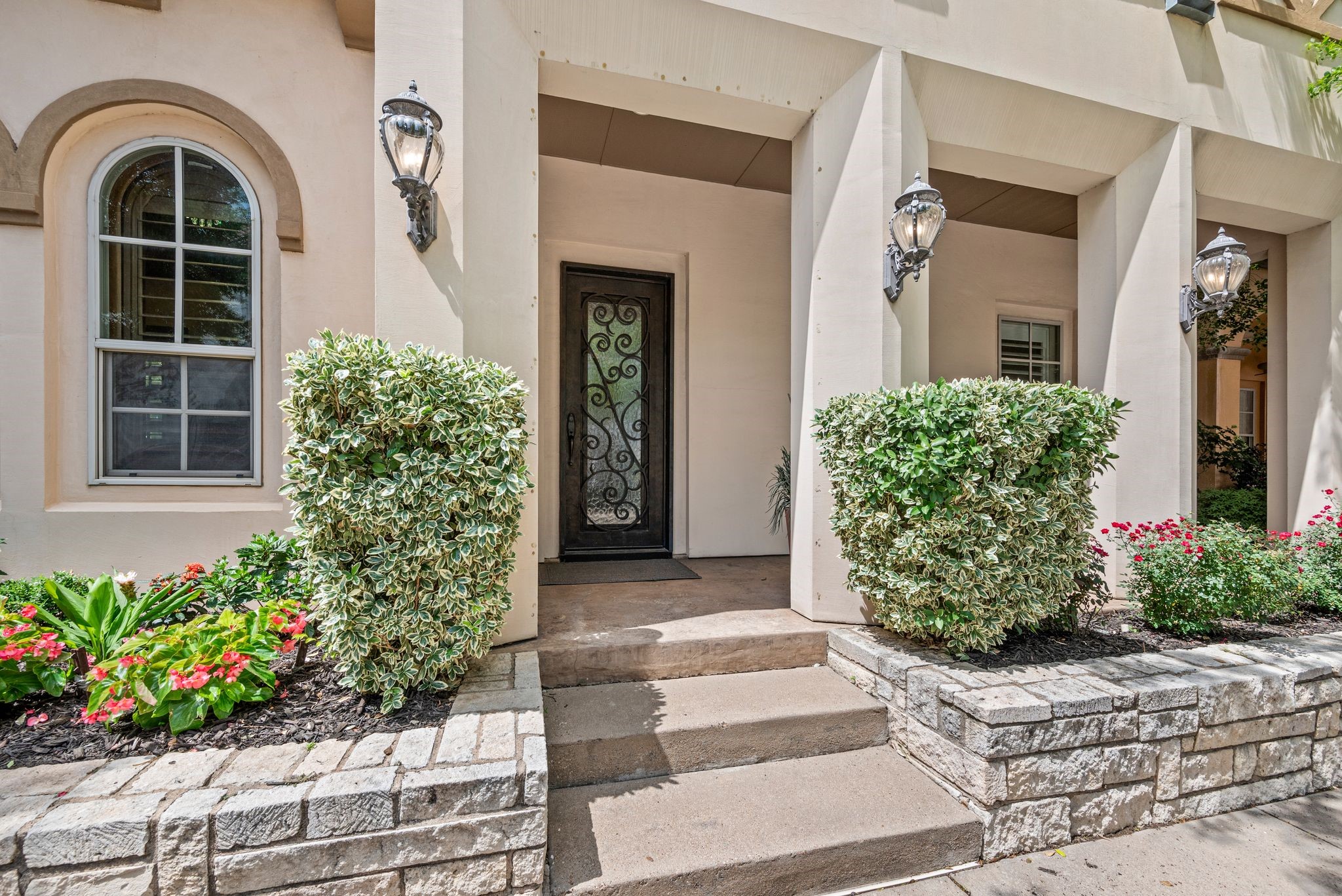 76 Casa Lane
