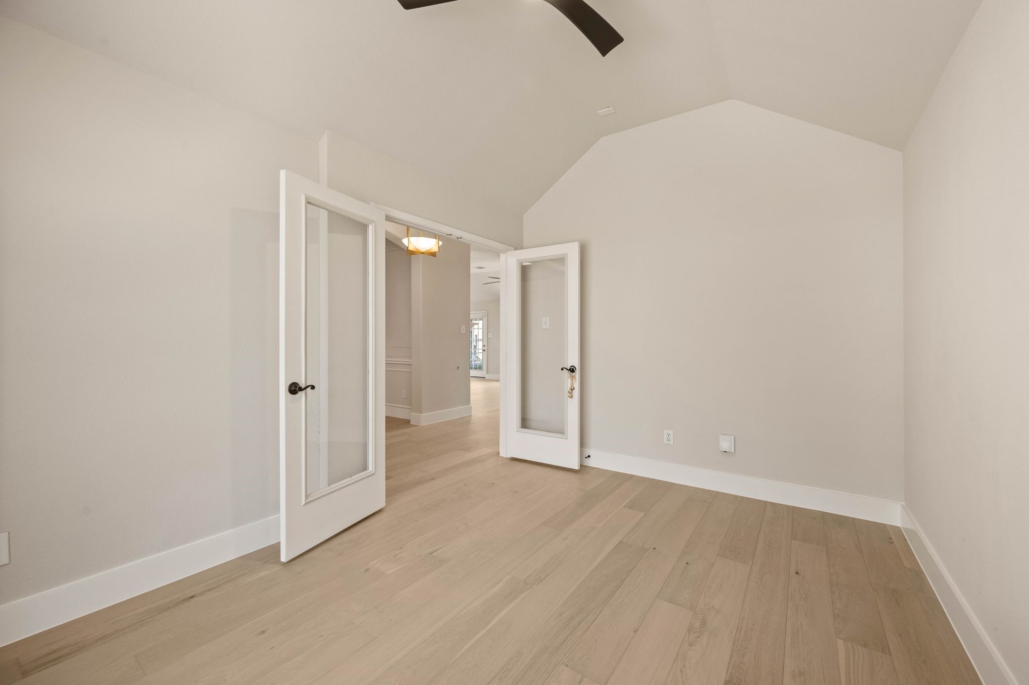 1317 Gatewood Drive