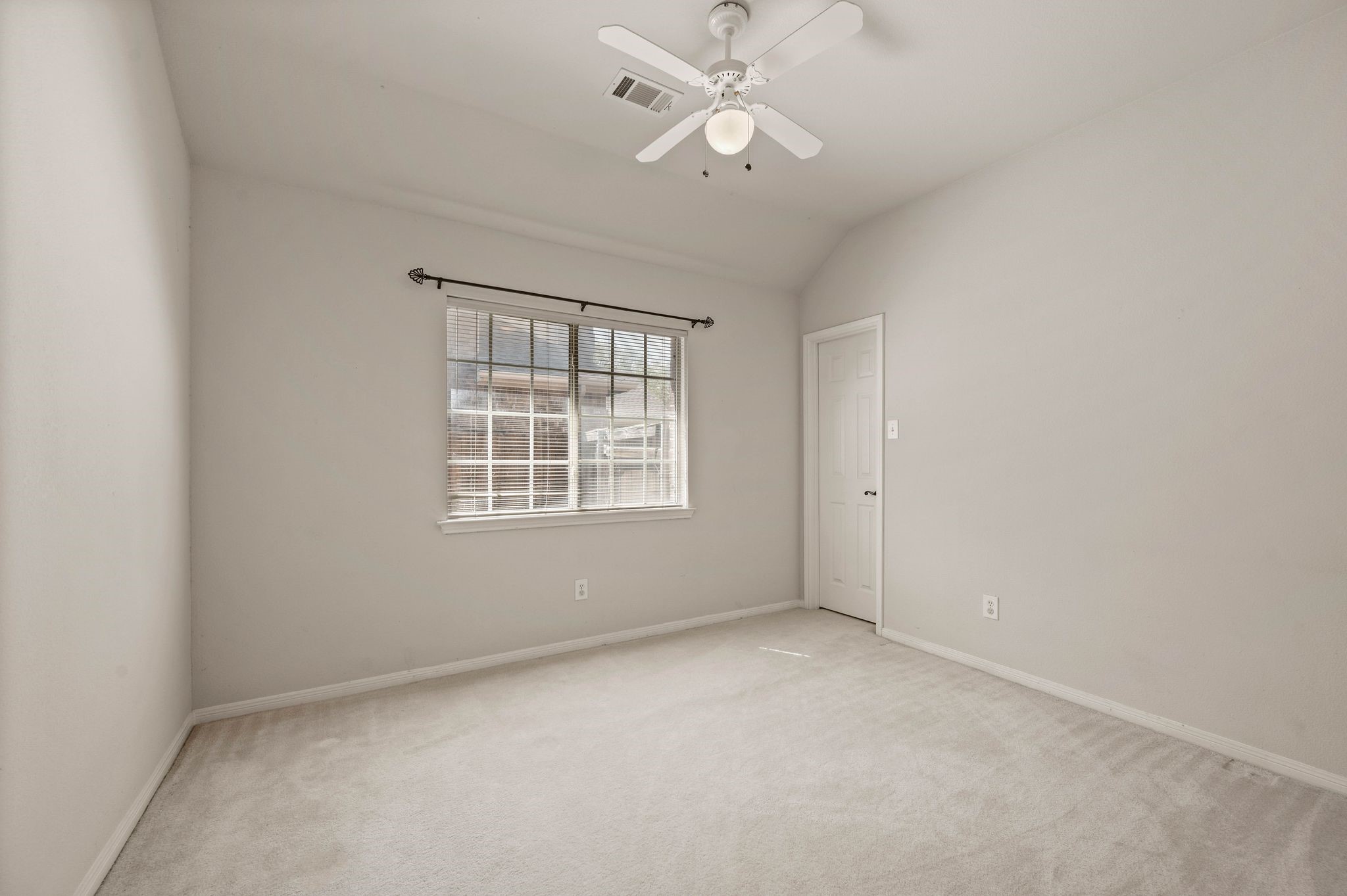 1317 Gatewood Drive