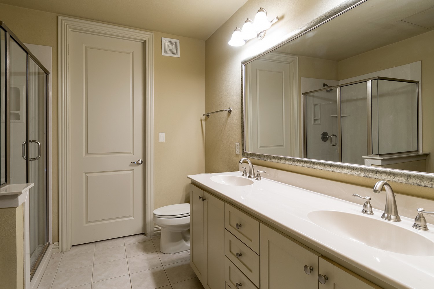 5232 Boulevard 305
