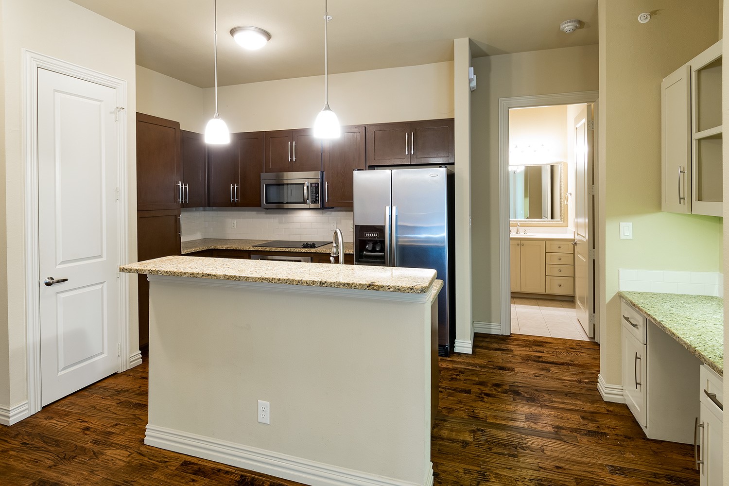 5232 Boulevard 305