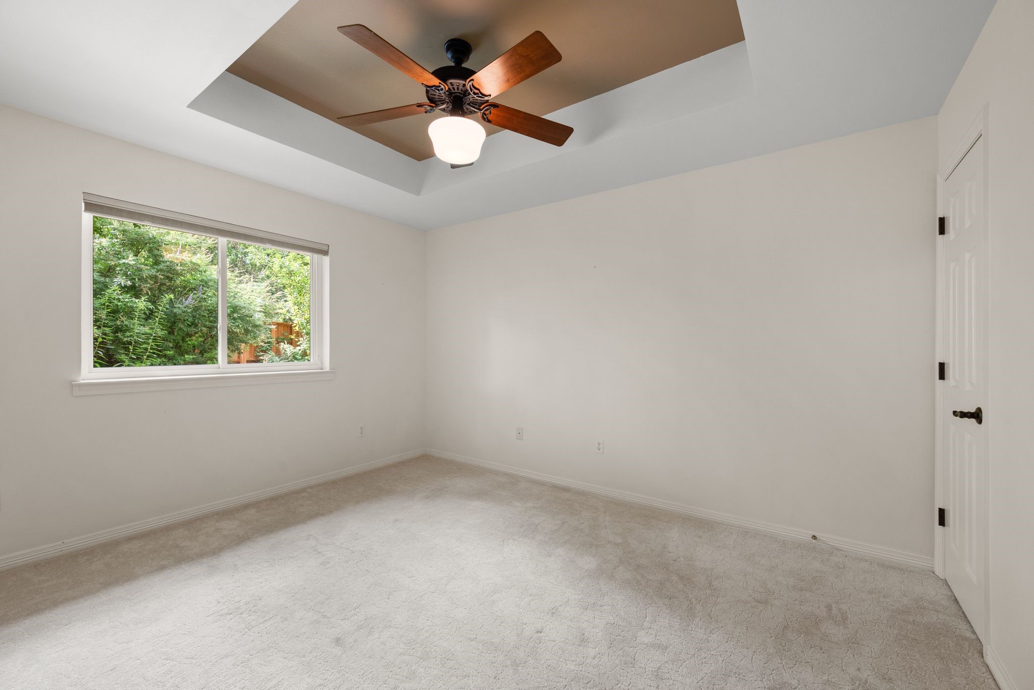 909 Dogwood Court