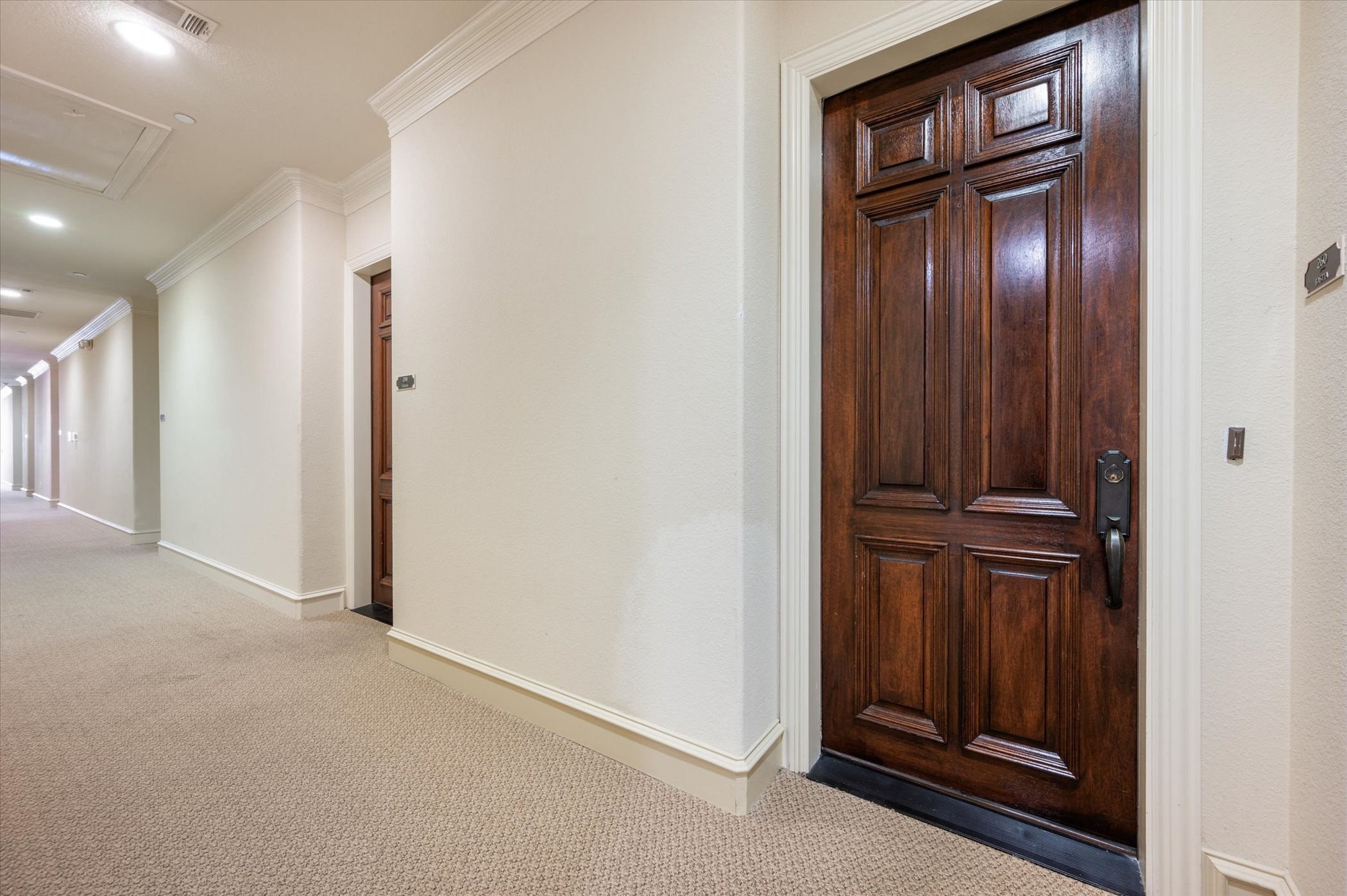33 Main Street 260