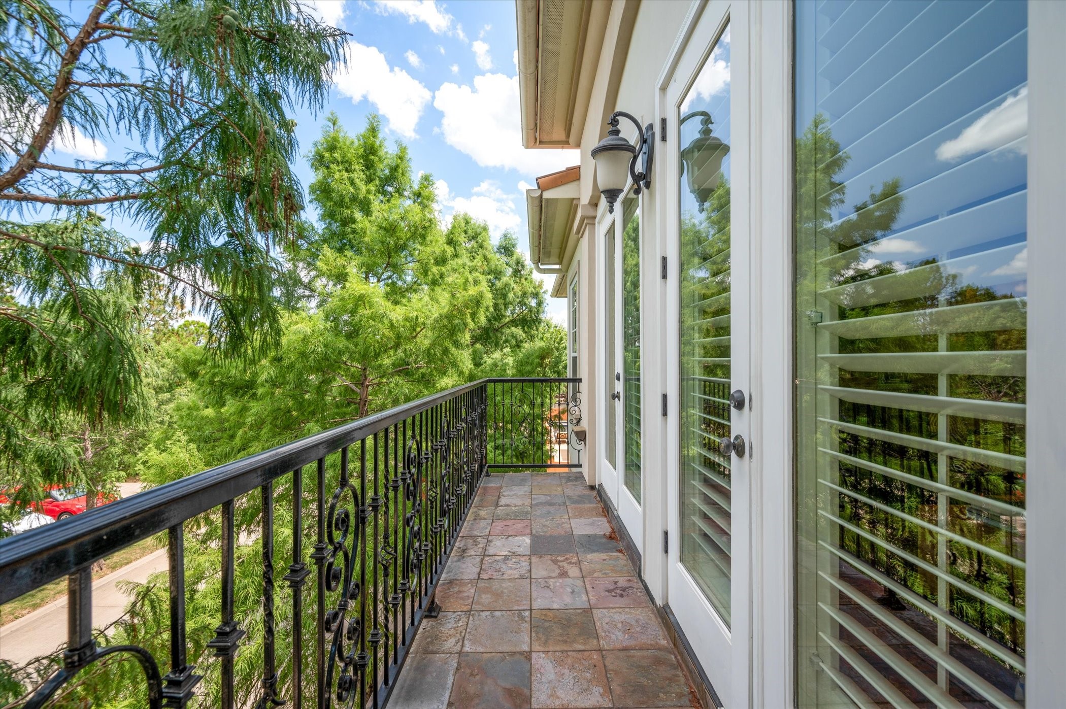 33 Main Street 260