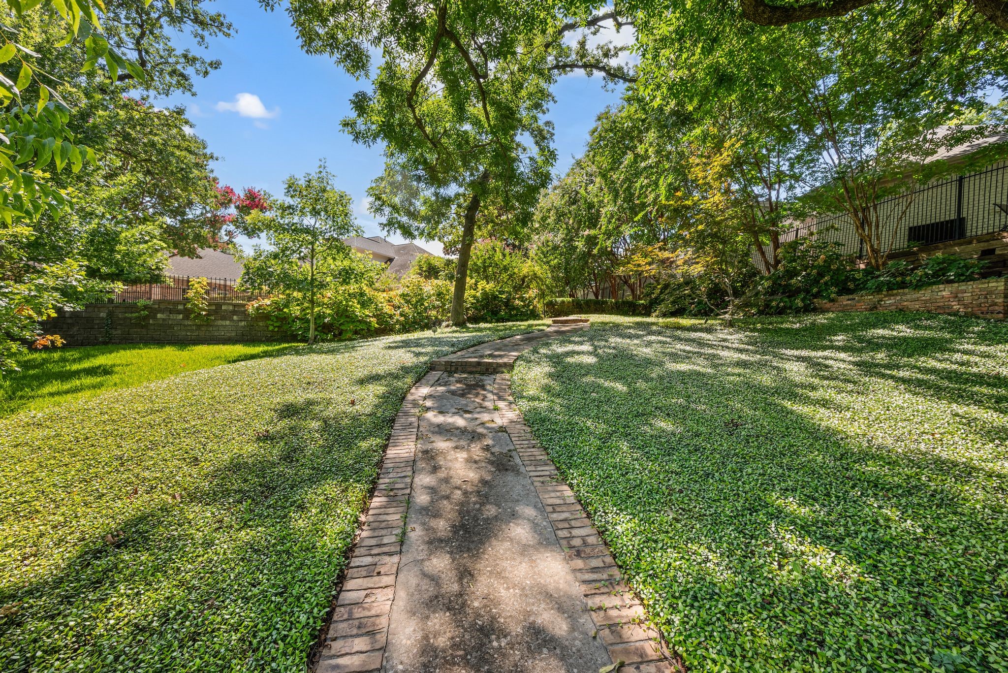 4106 Wood Creek Court