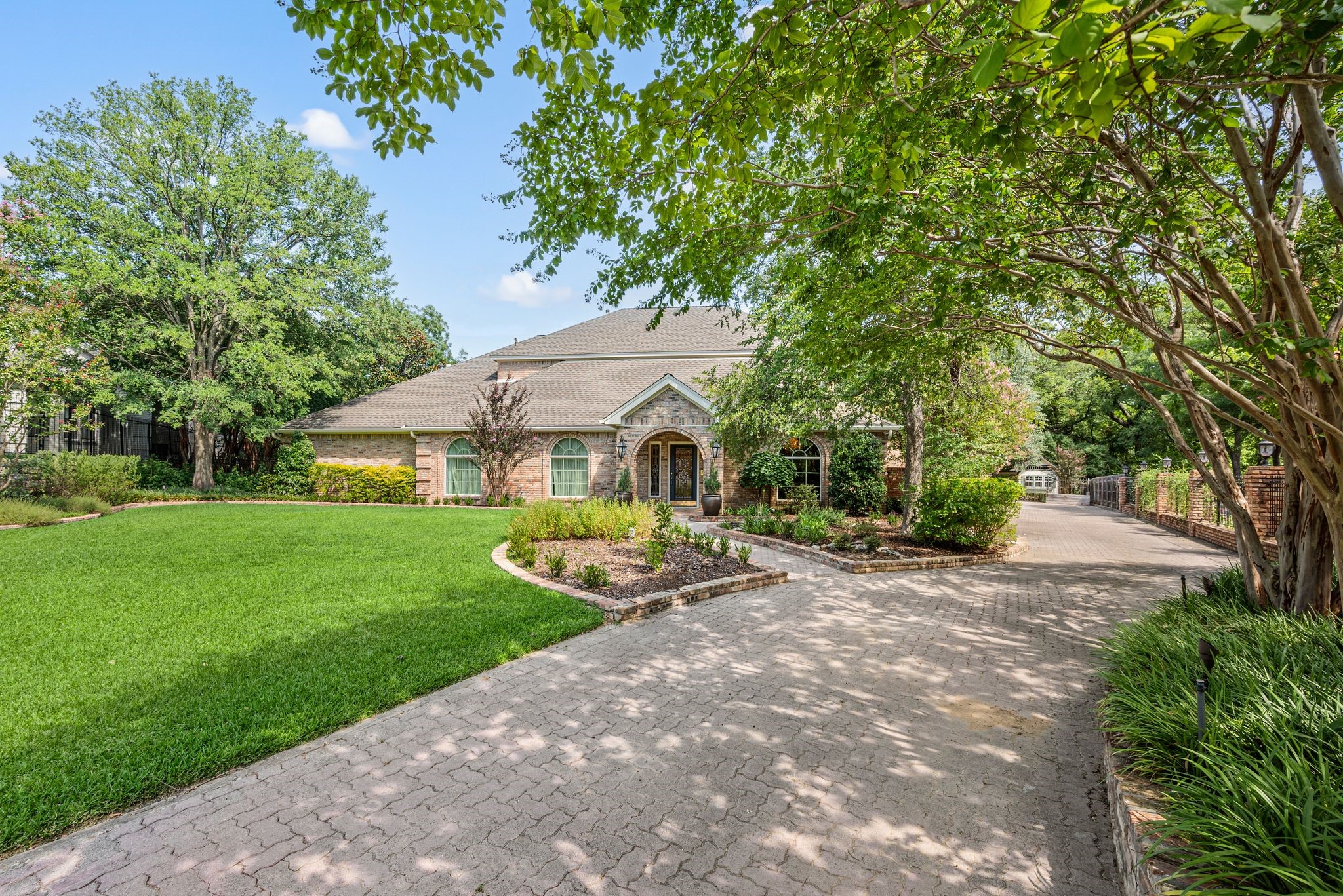 4106 Wood Creek Court