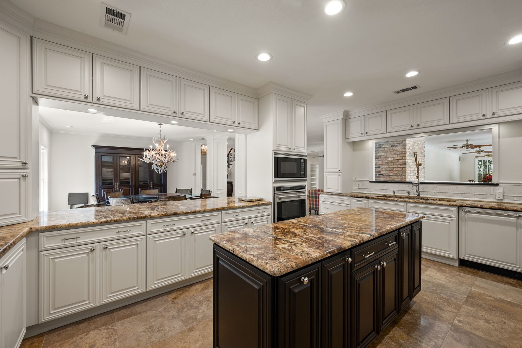 4106 Wood Creek Court