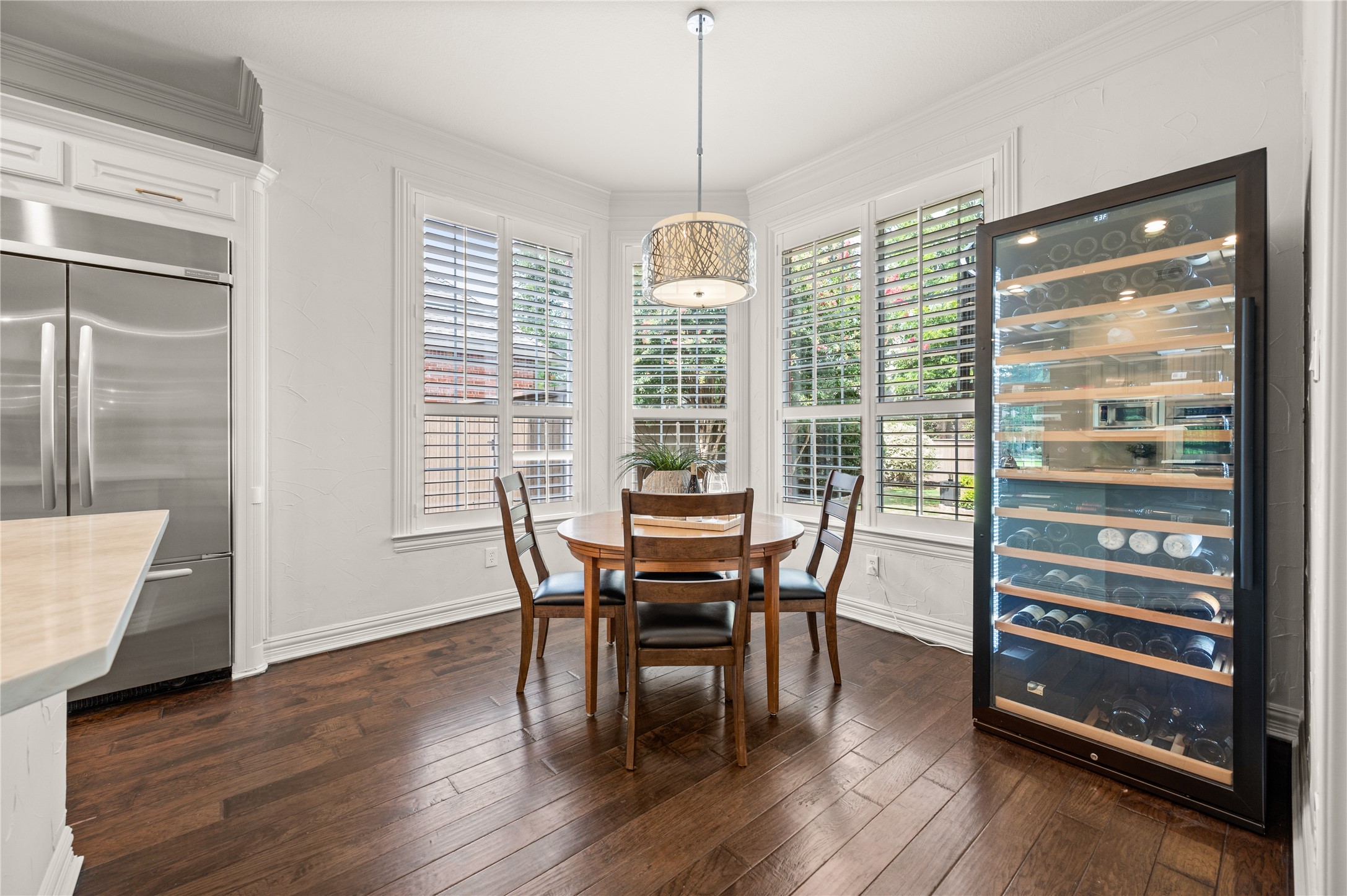 1135 Highland Oaks Drive