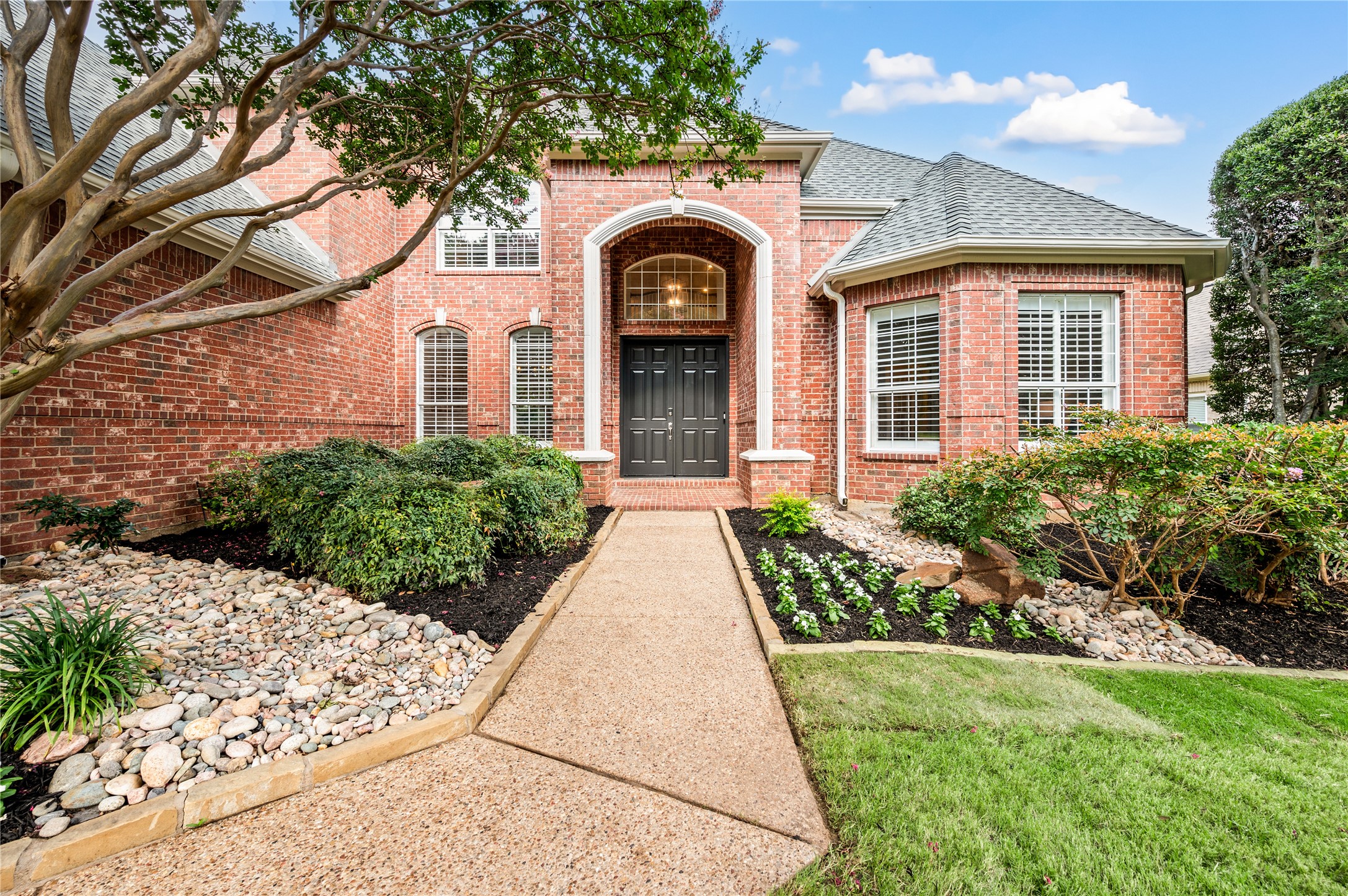 1135 Highland Oaks Drive