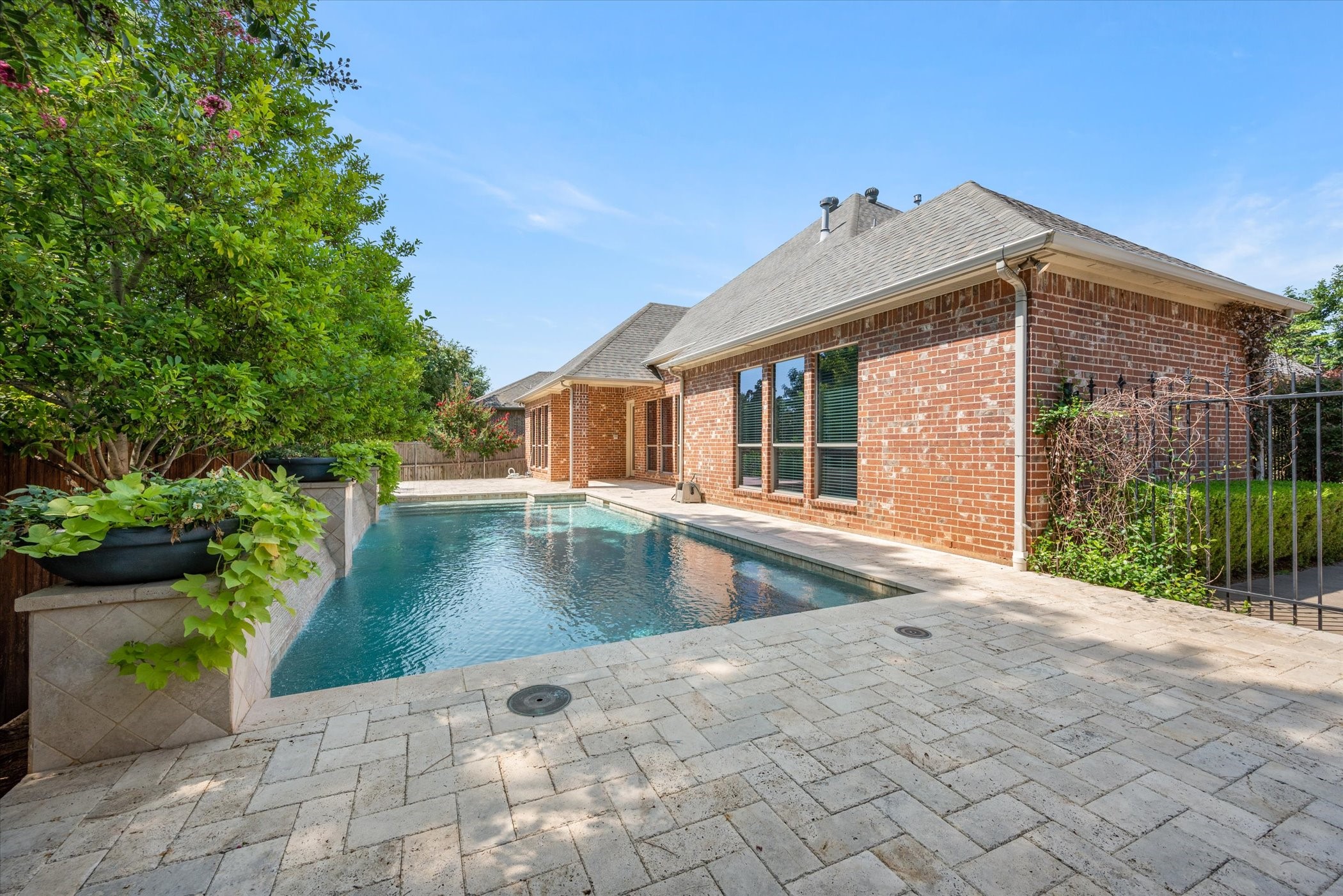 1661 Tuscan Ridge Circle