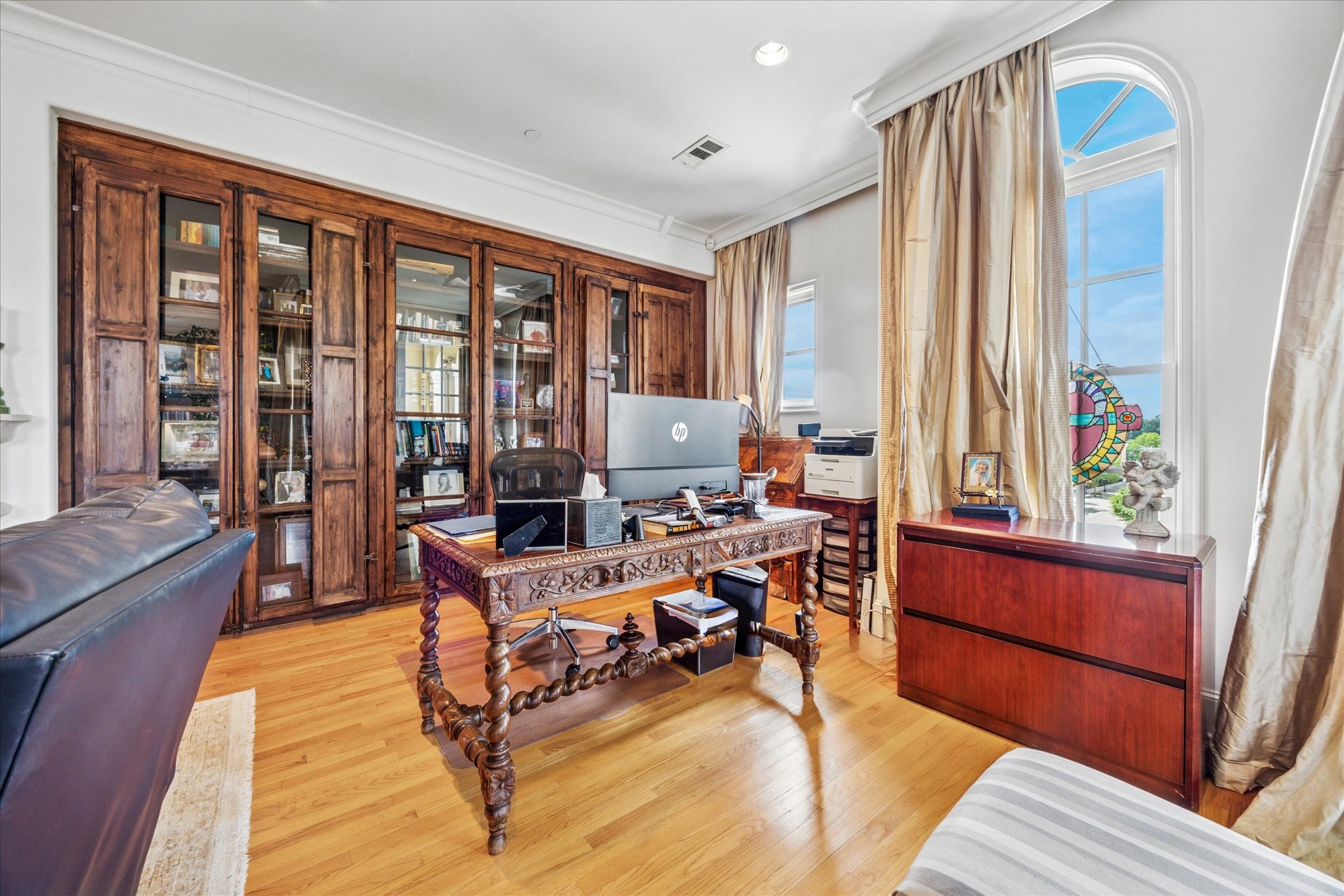 55 Main Street 300