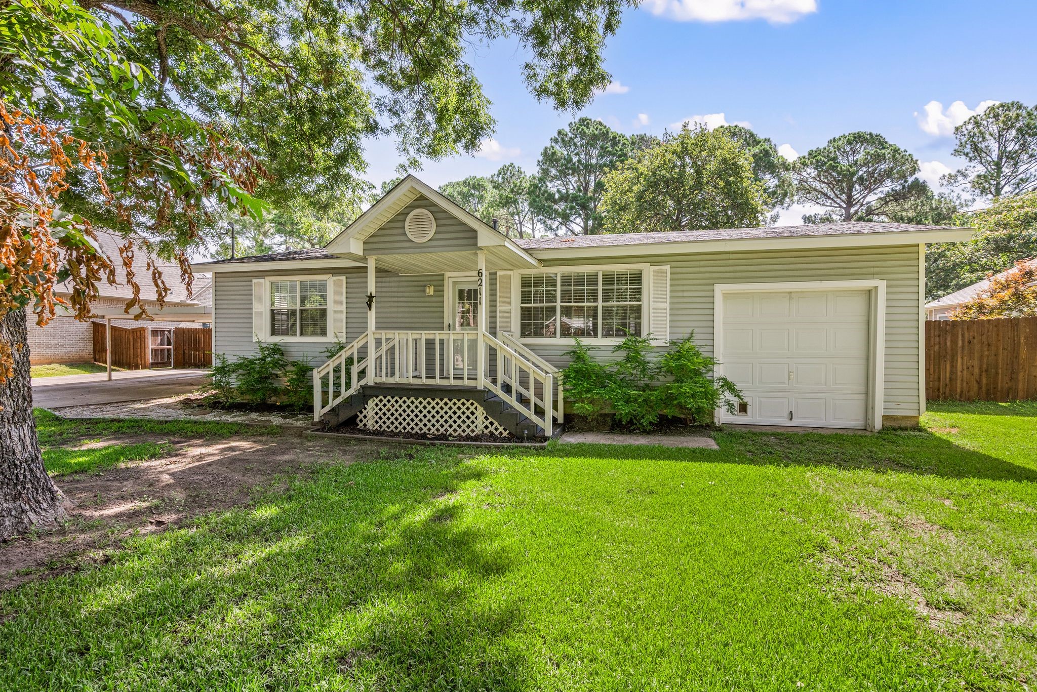 6211 Westcoat Drive