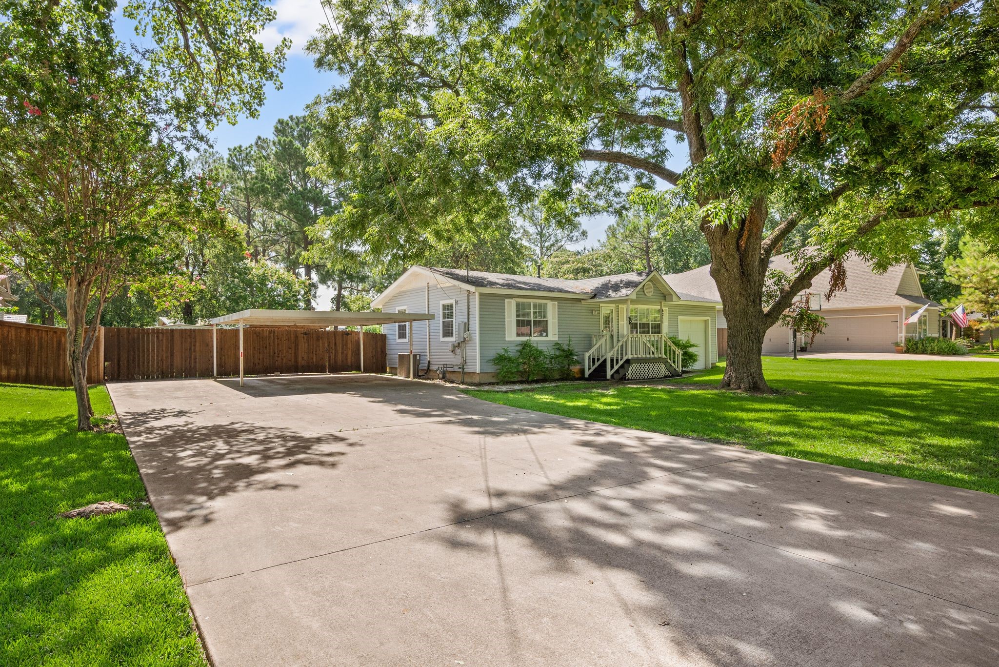 6211 Westcoat Drive