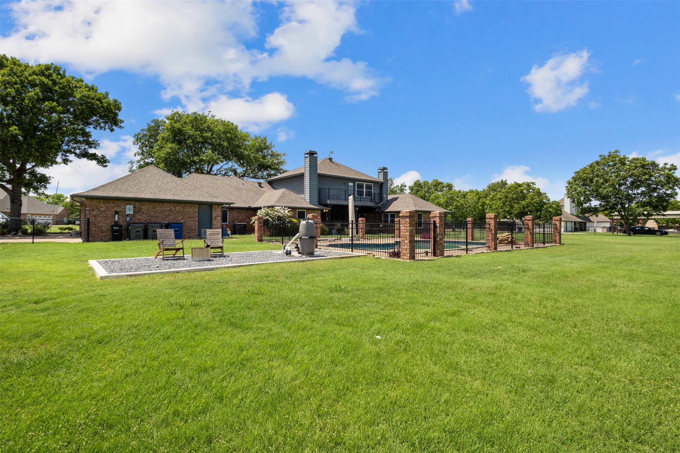 608 Fairbrook Drive