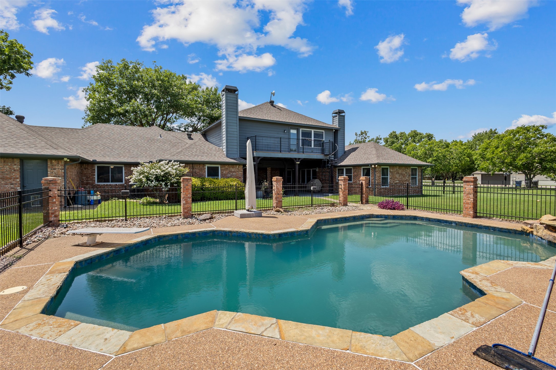 608 Fairbrook Drive