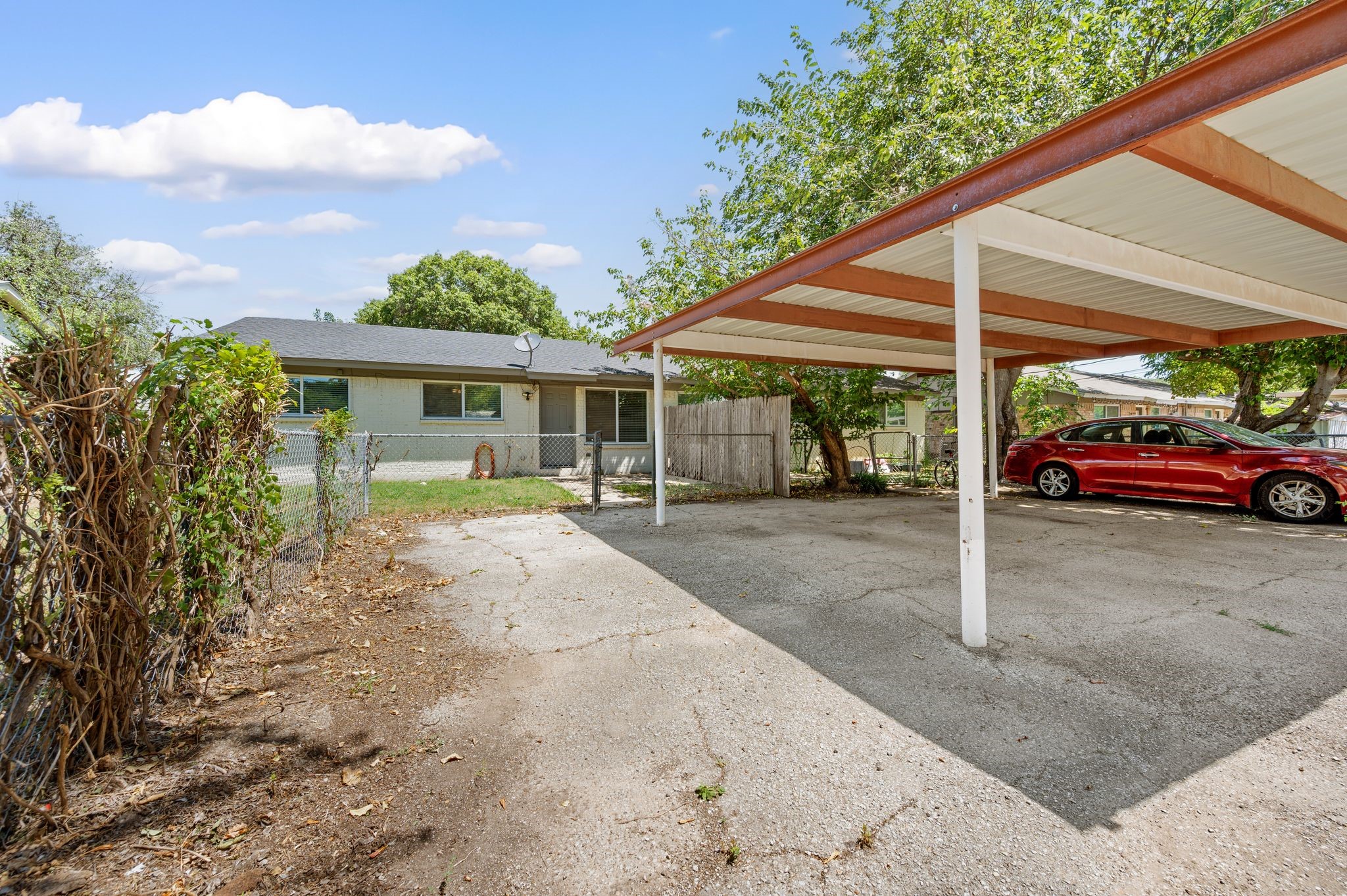 7704 Mary Drive