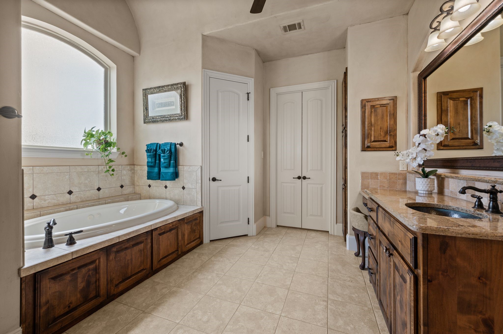 6205 Lantana Court