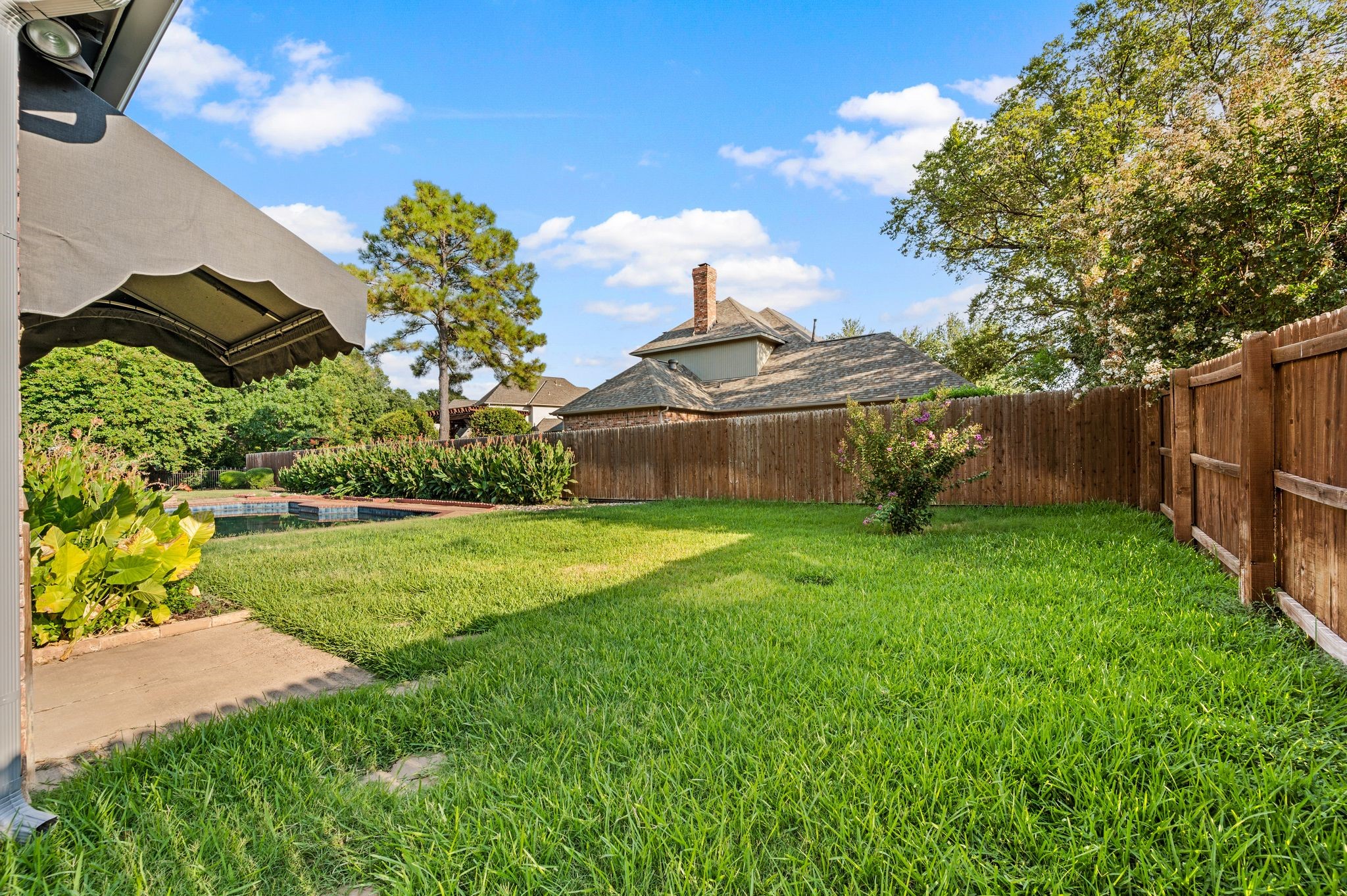 2705 Summertree Lane