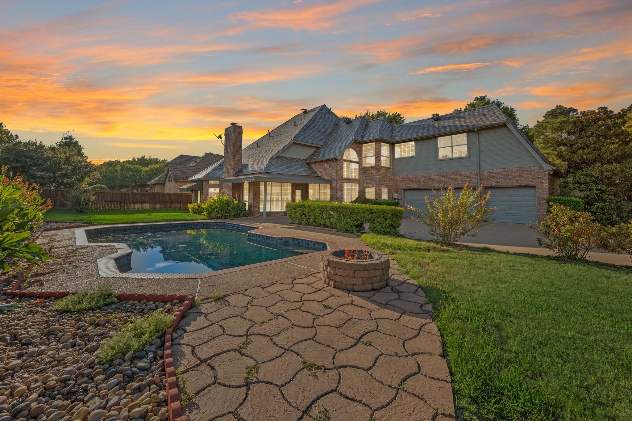 2705 Summertree Lane