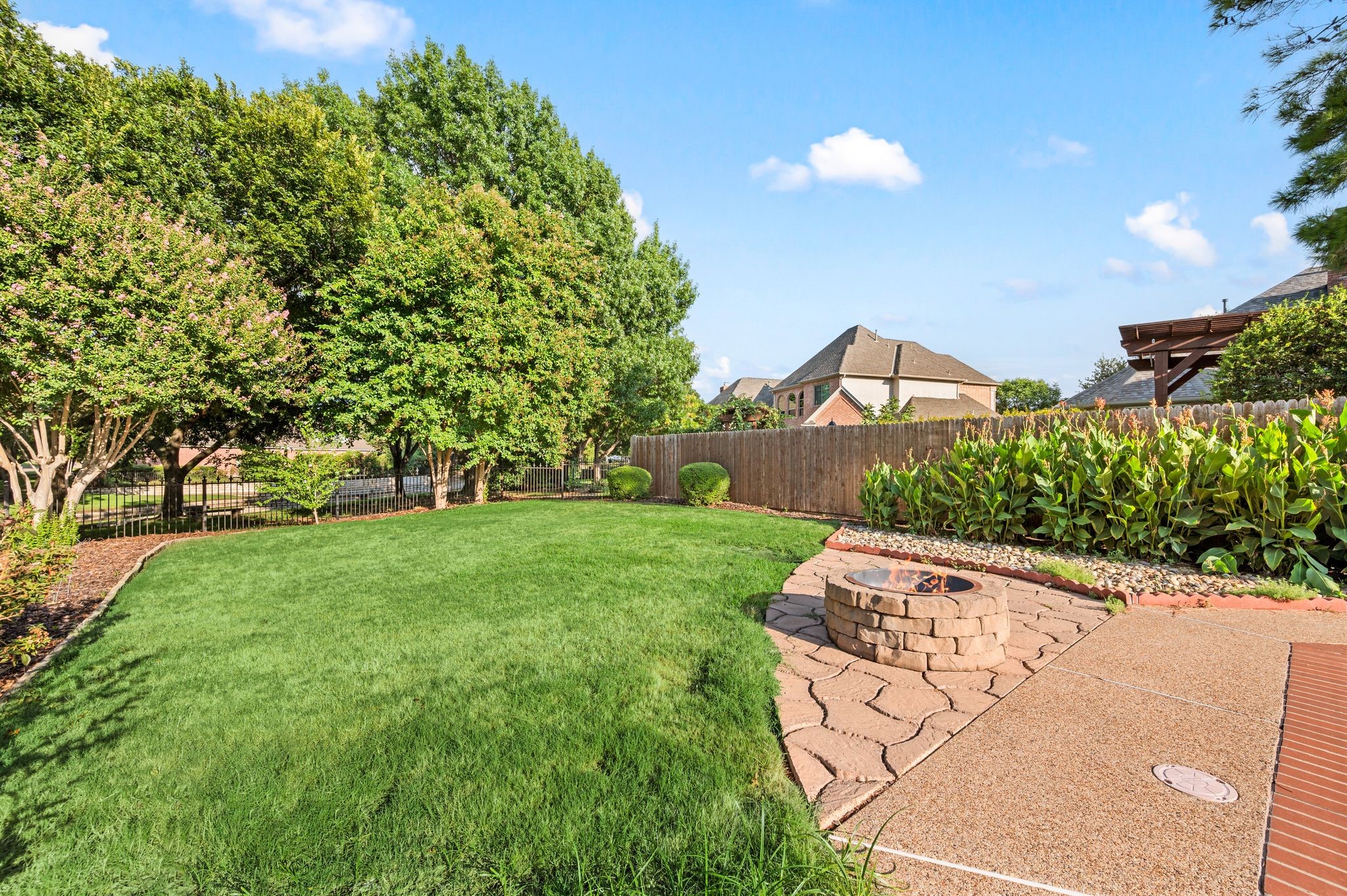 2705 Summertree Lane