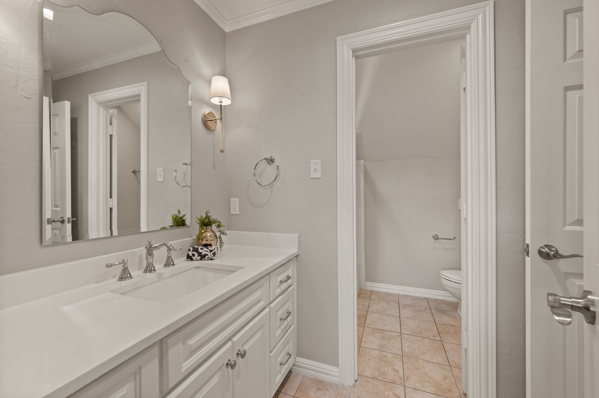 2705 Summertree Lane