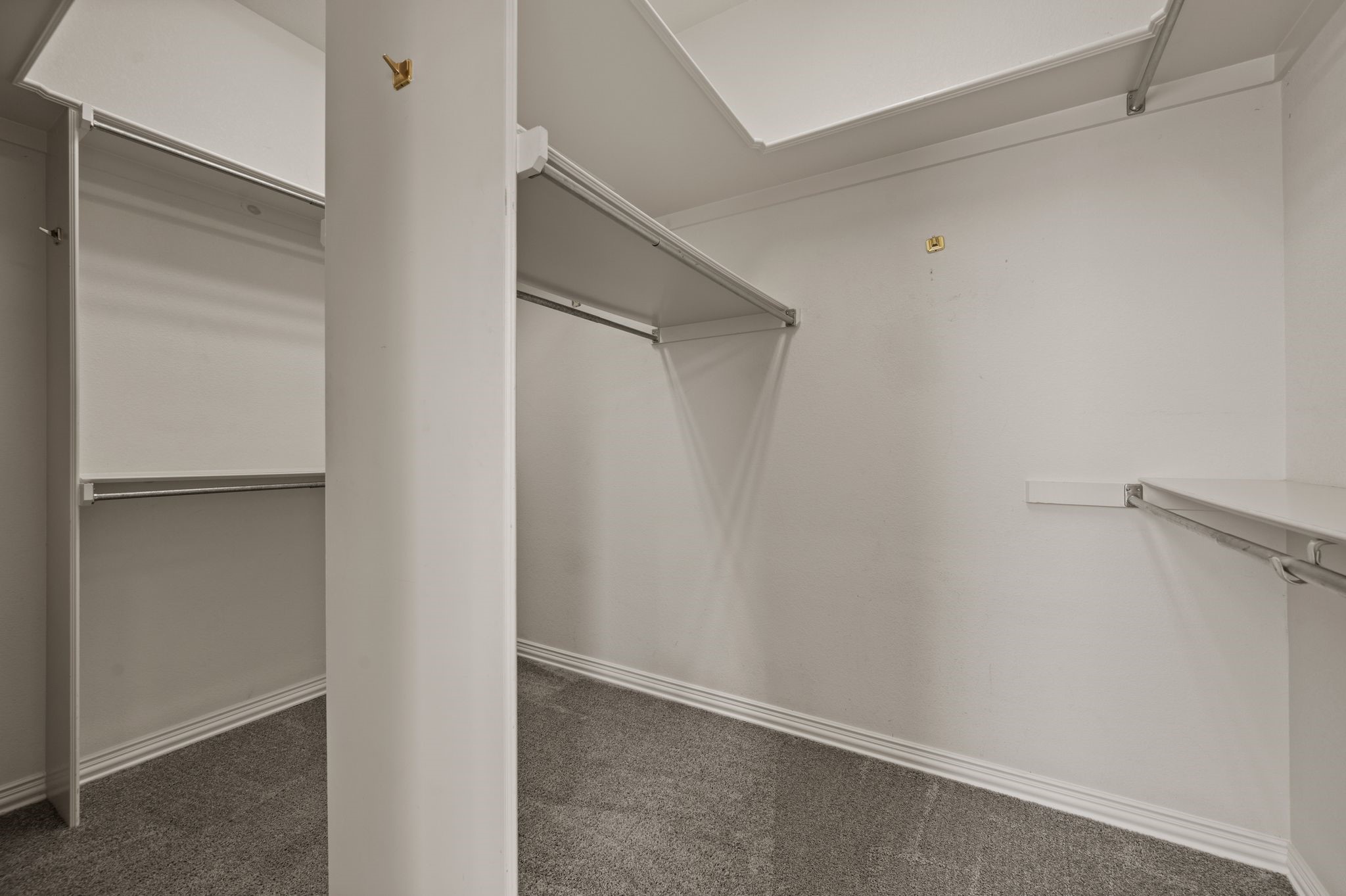 2705 Summertree Lane