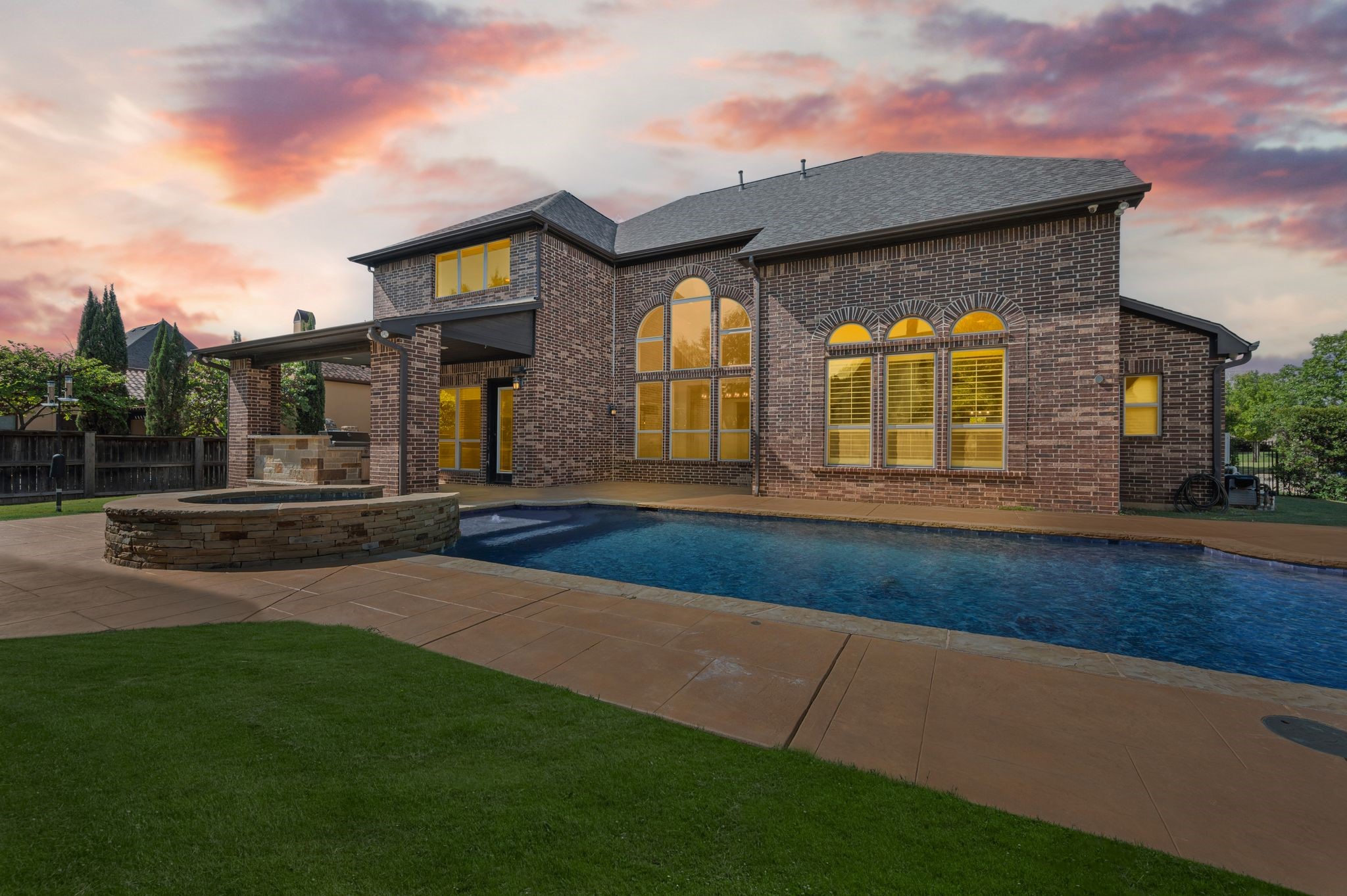 1813 Grosvenor Green