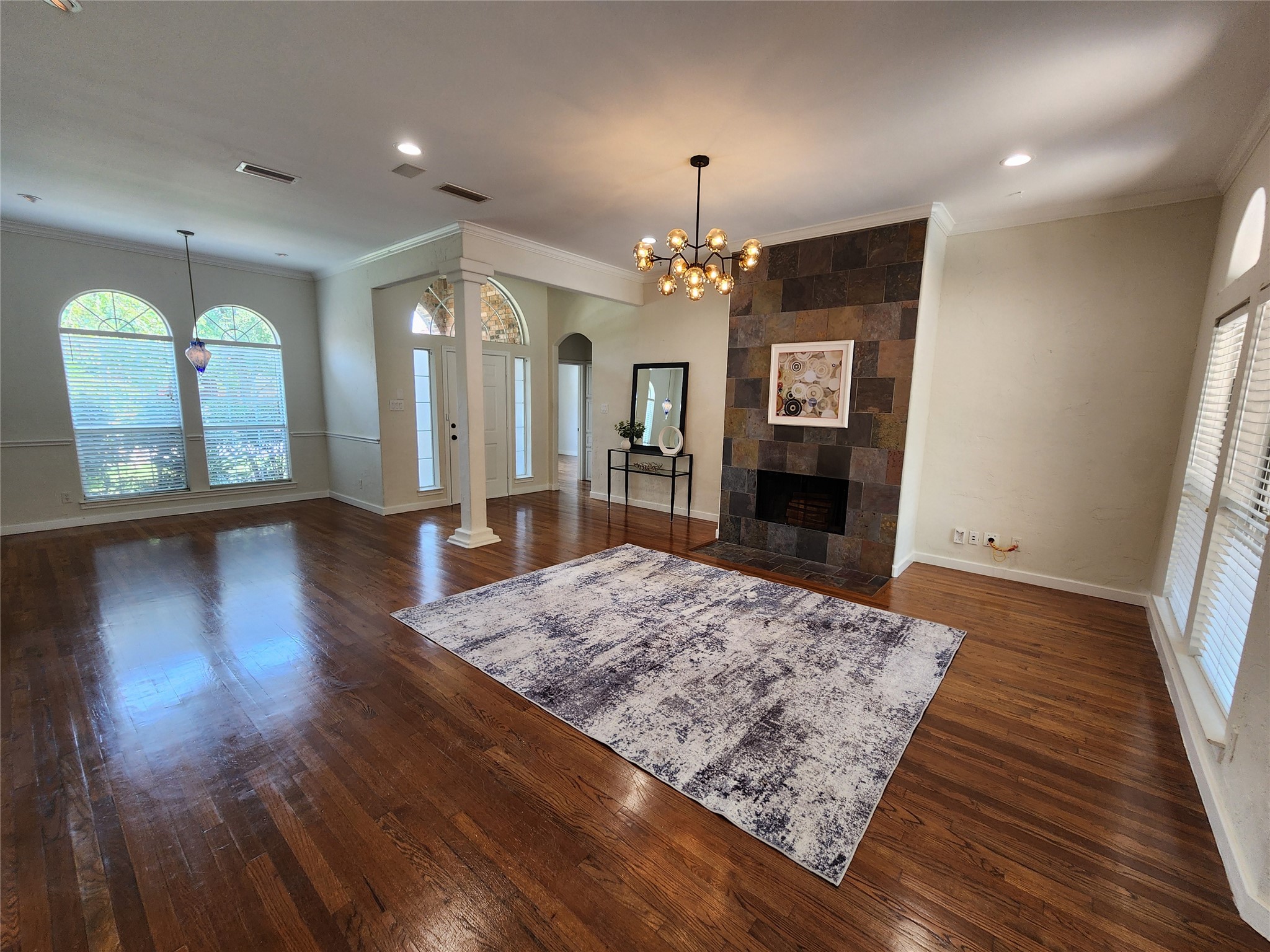 4910 Shadowood Trail