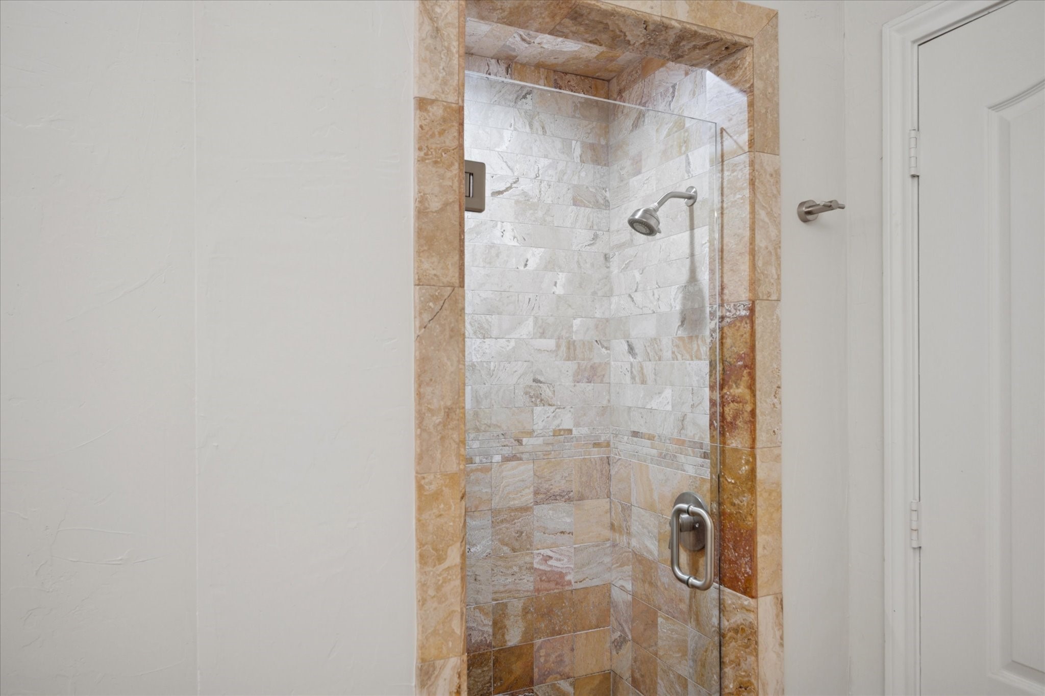 4910 Shadowood Trail