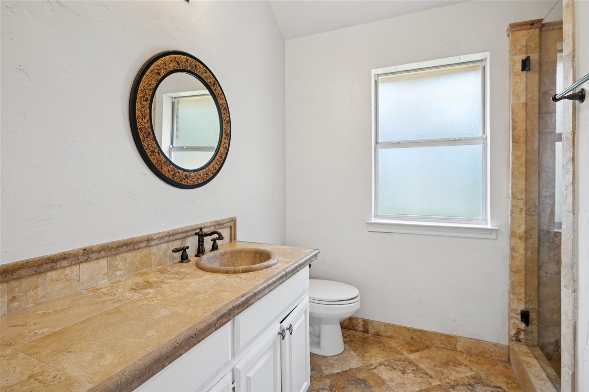 4910 Shadowood Trail