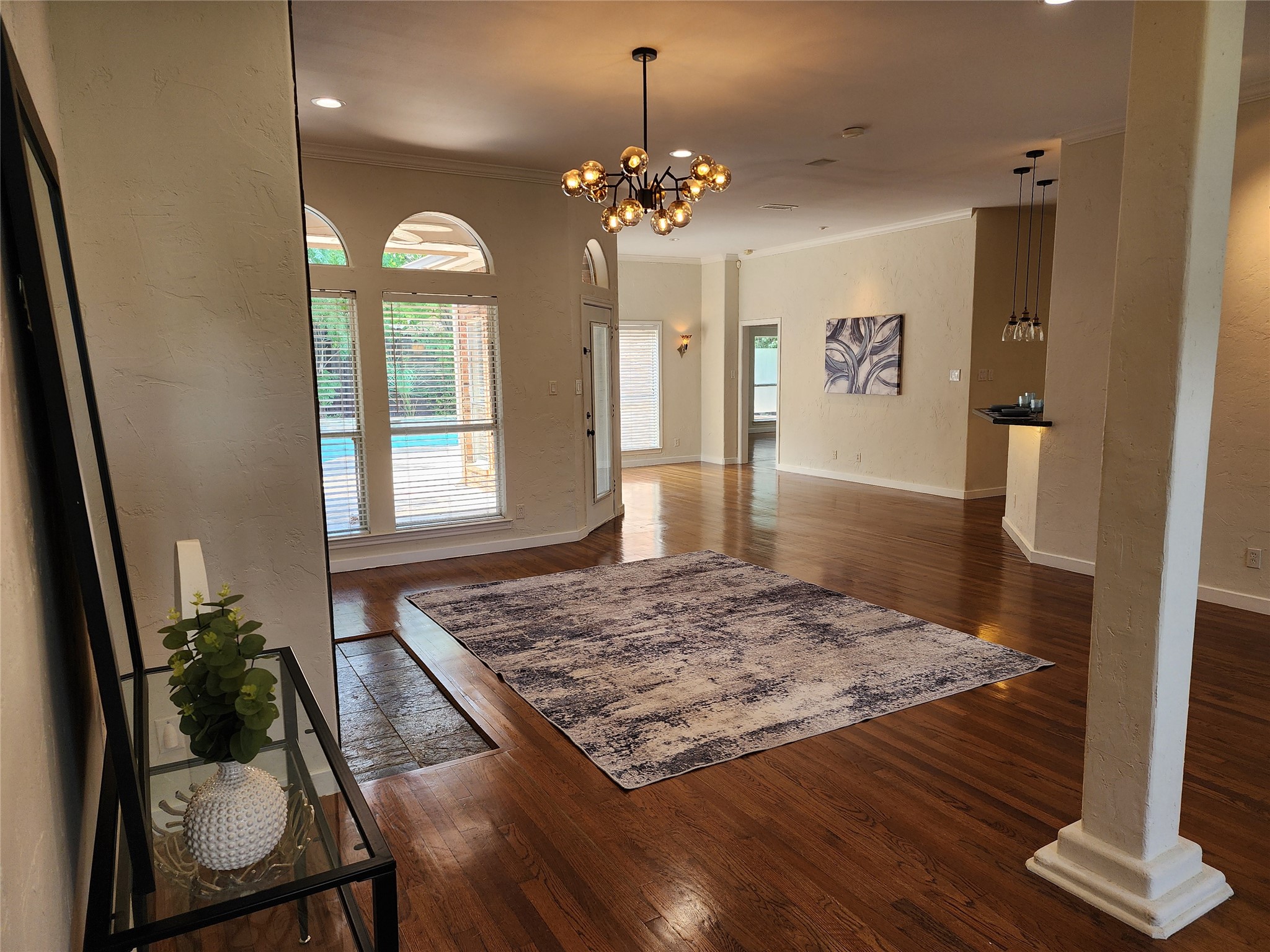 4910 Shadowood Trail