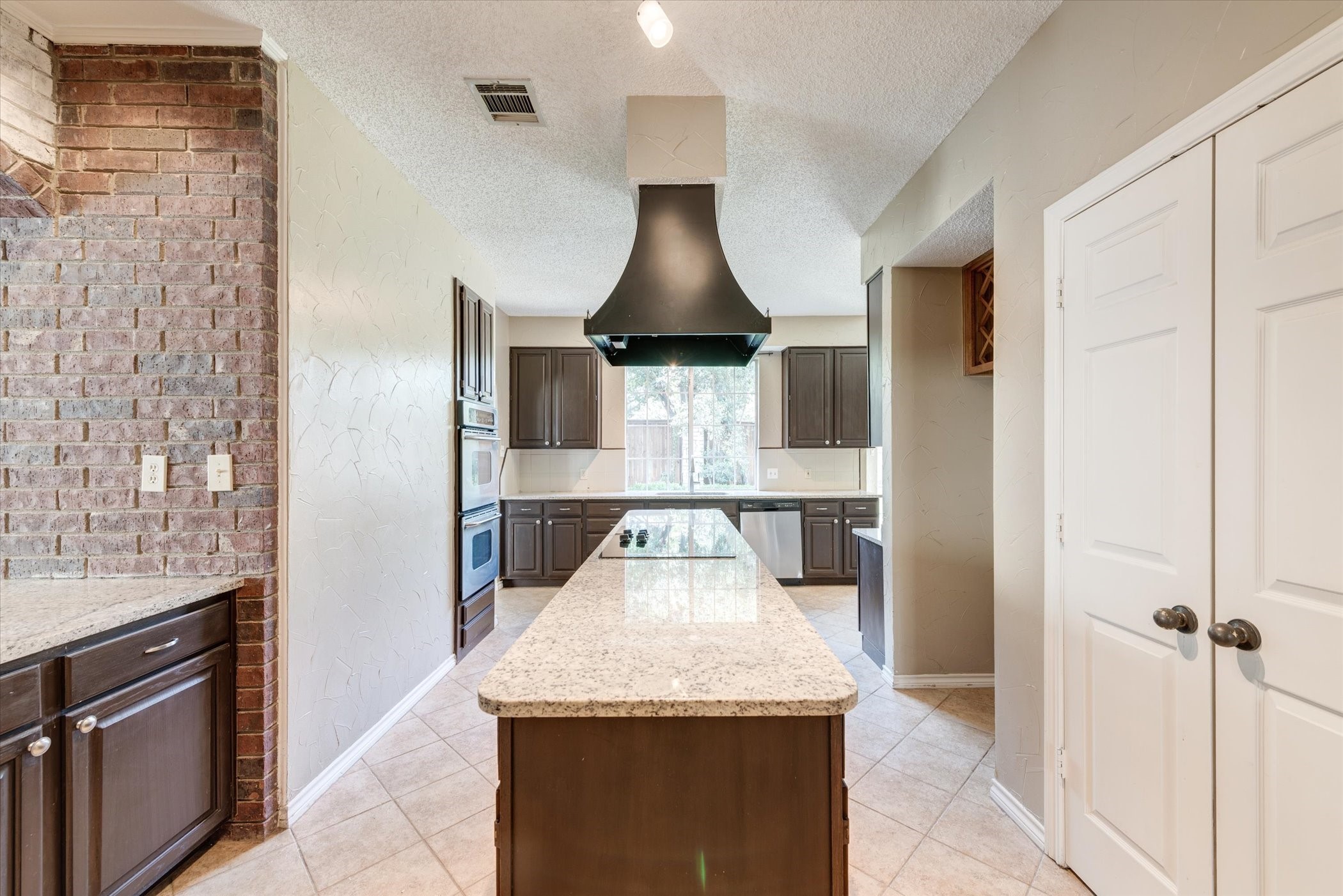 3322 Bridlewood Drive