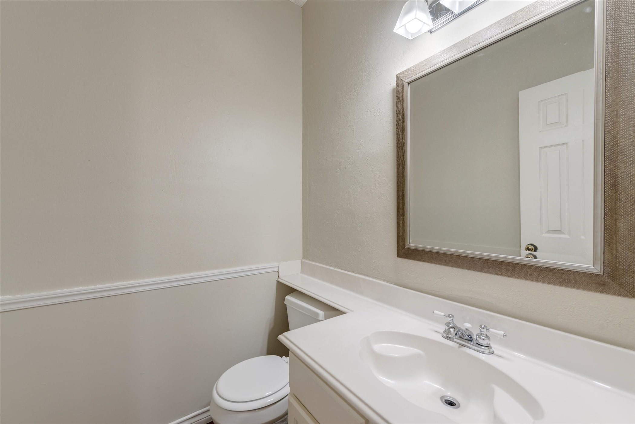 3322 Bridlewood Drive