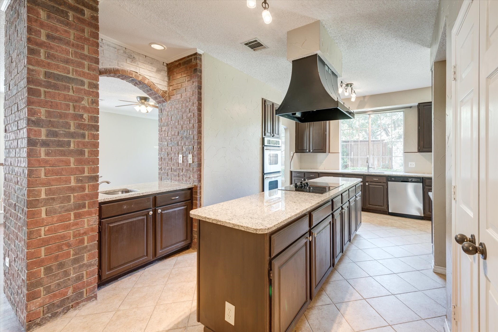 3322 Bridlewood Drive