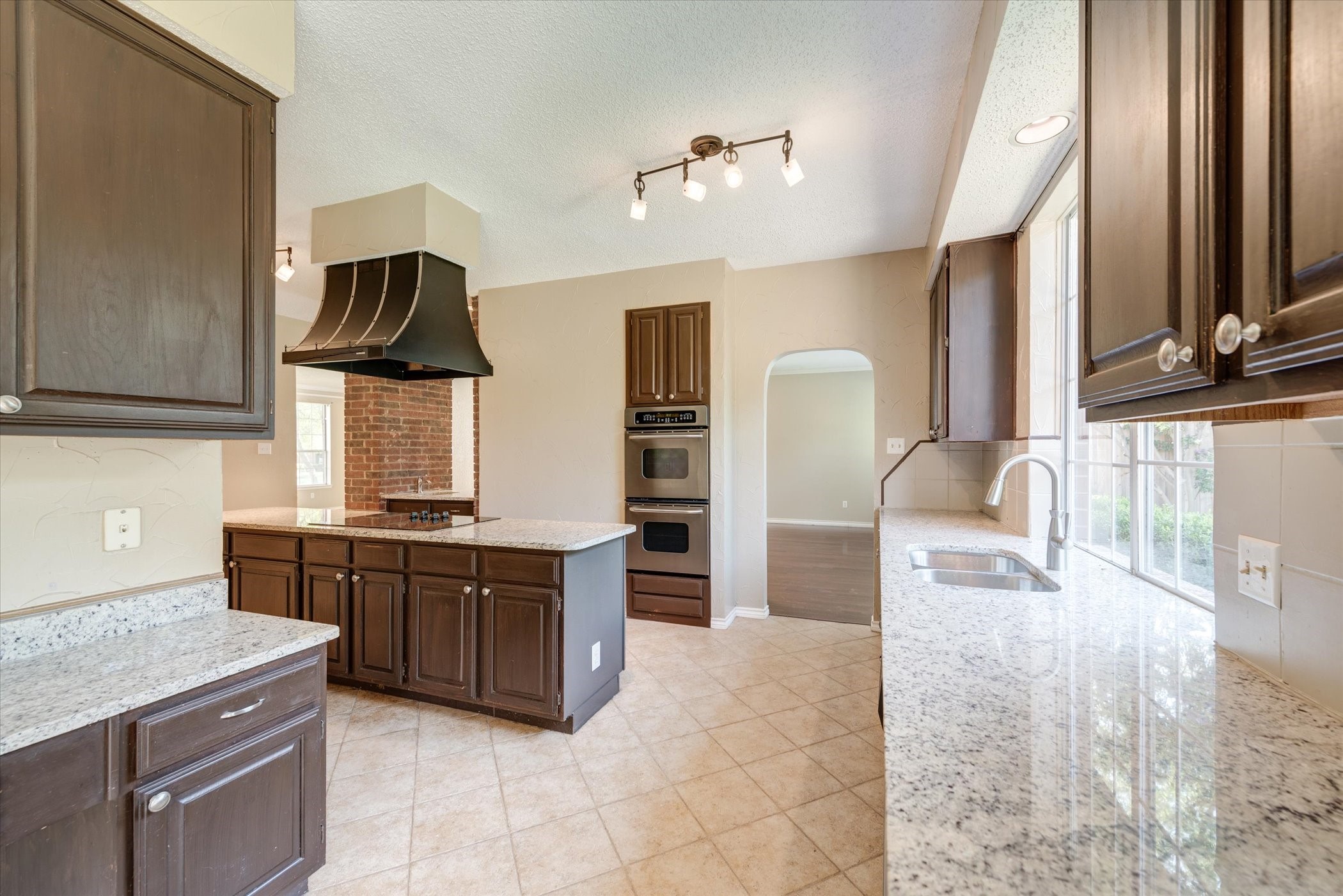 3322 Bridlewood Drive