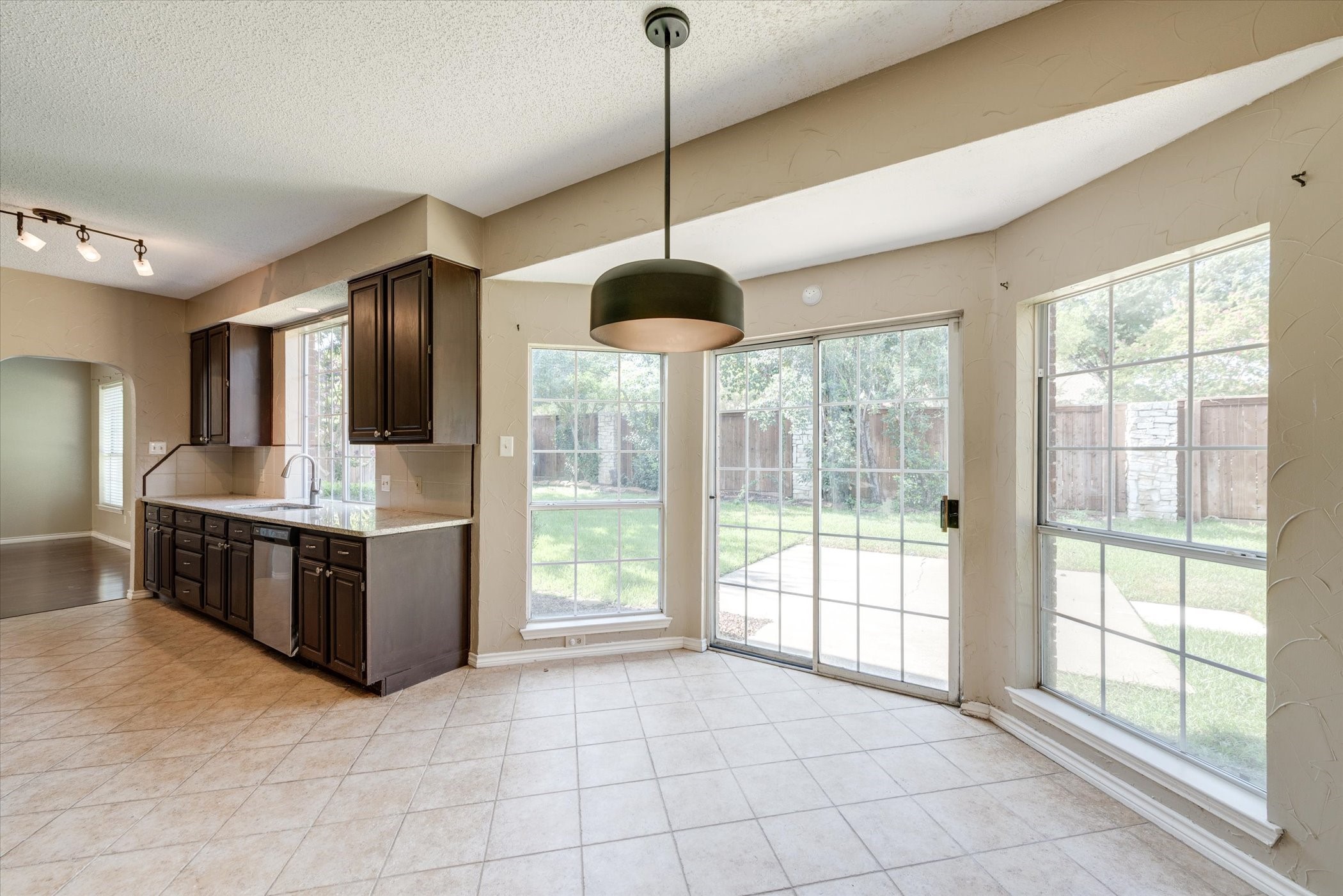 3322 Bridlewood Drive