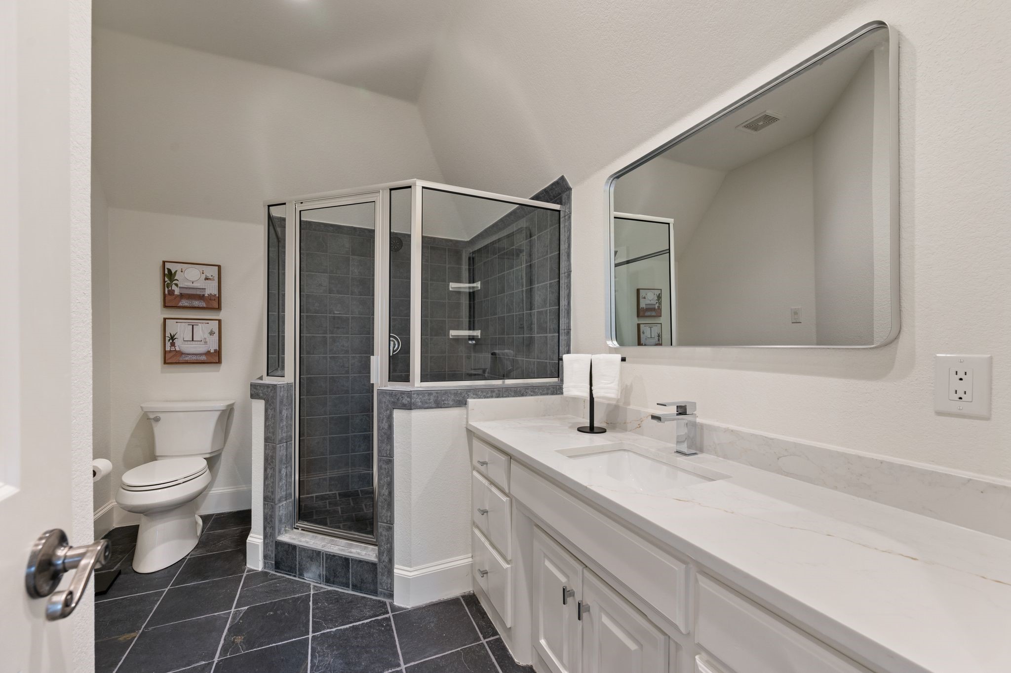 5613 Versailles Court