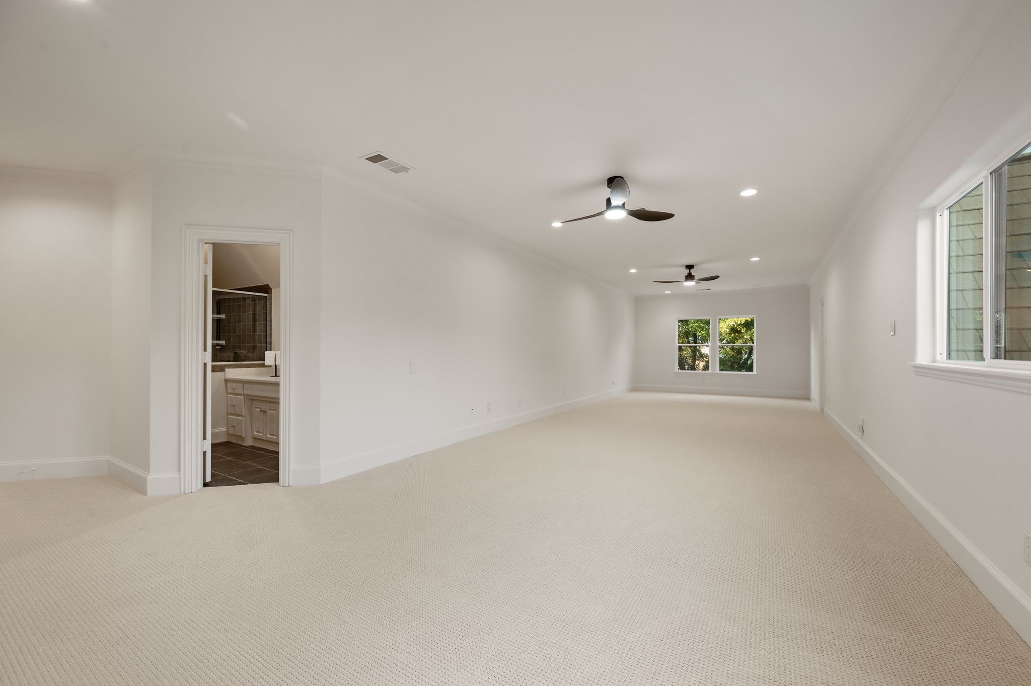 5613 Versailles Court