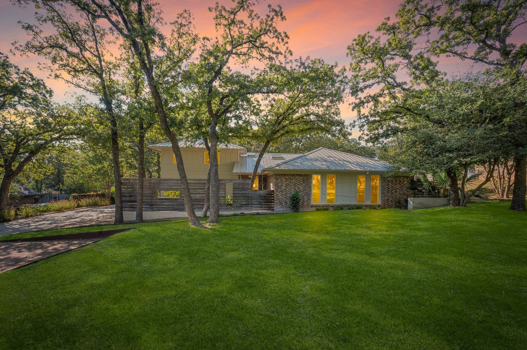3828 Kelsey Court