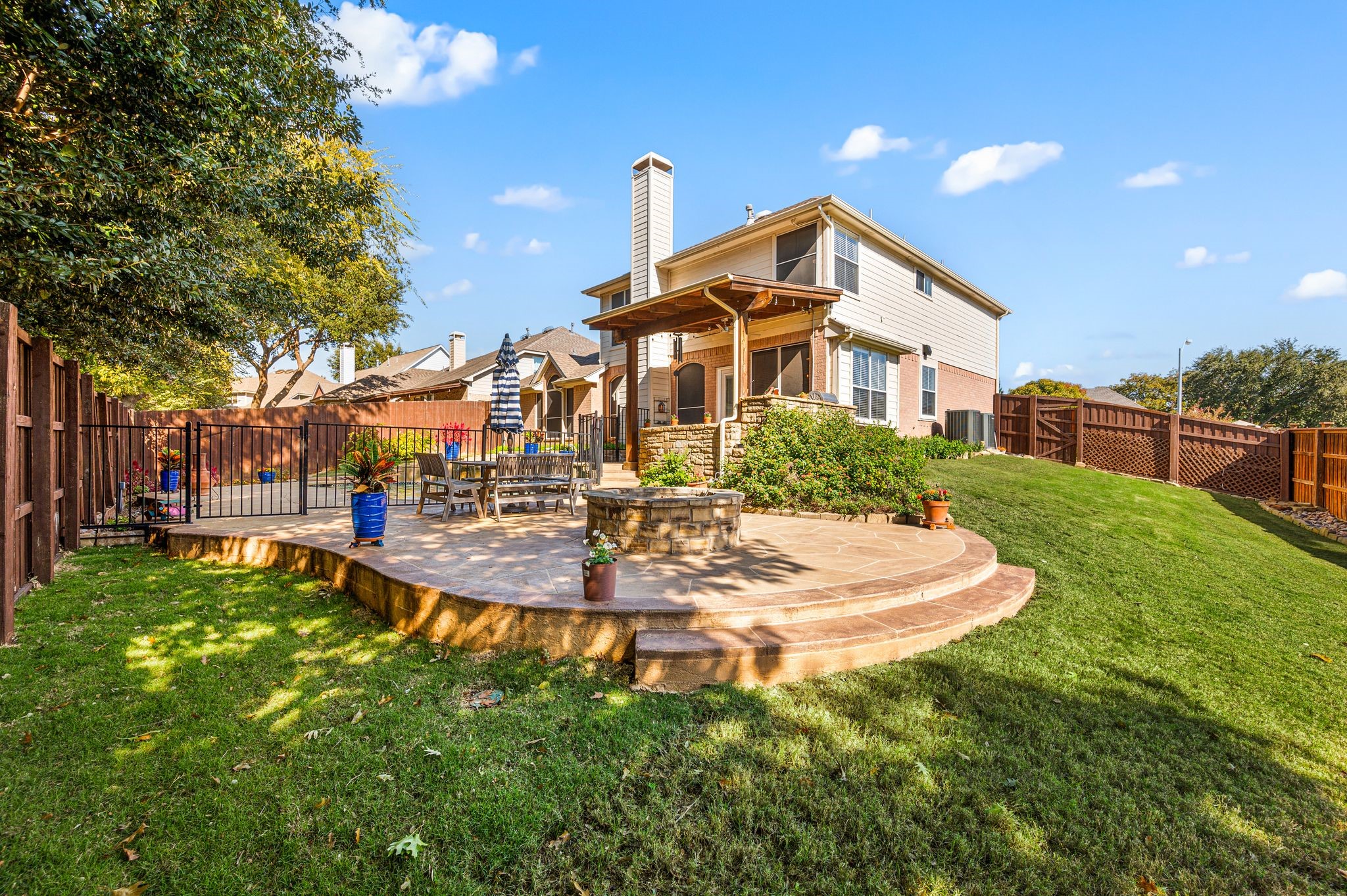 2811 Northwood Street