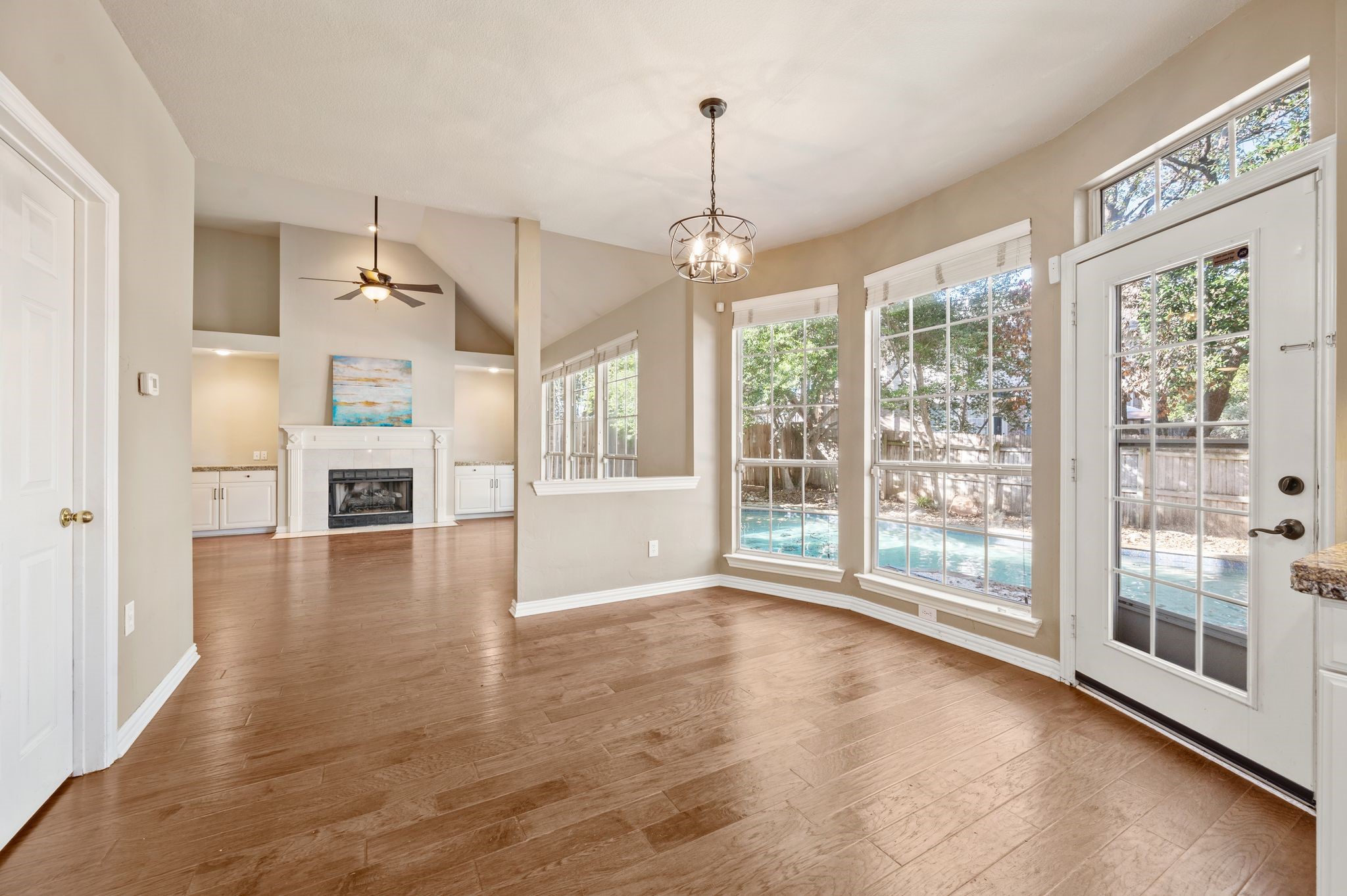 2504 Springhill Drive