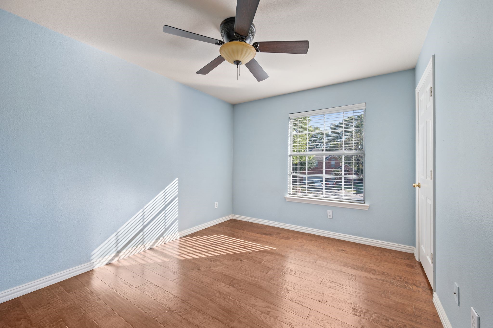 2504 Springhill Drive