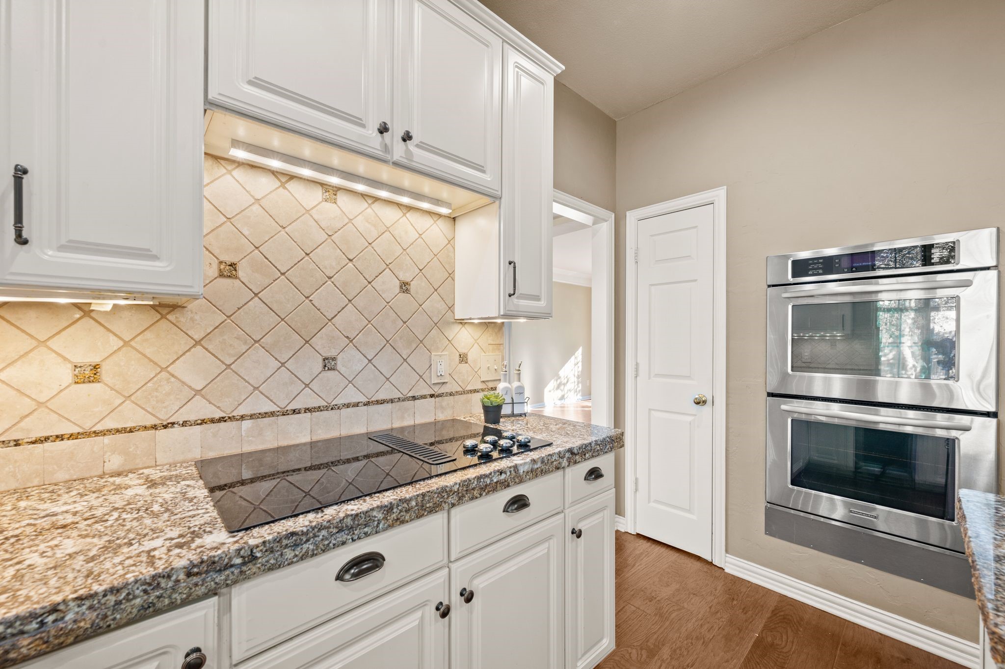 2504 Springhill Drive