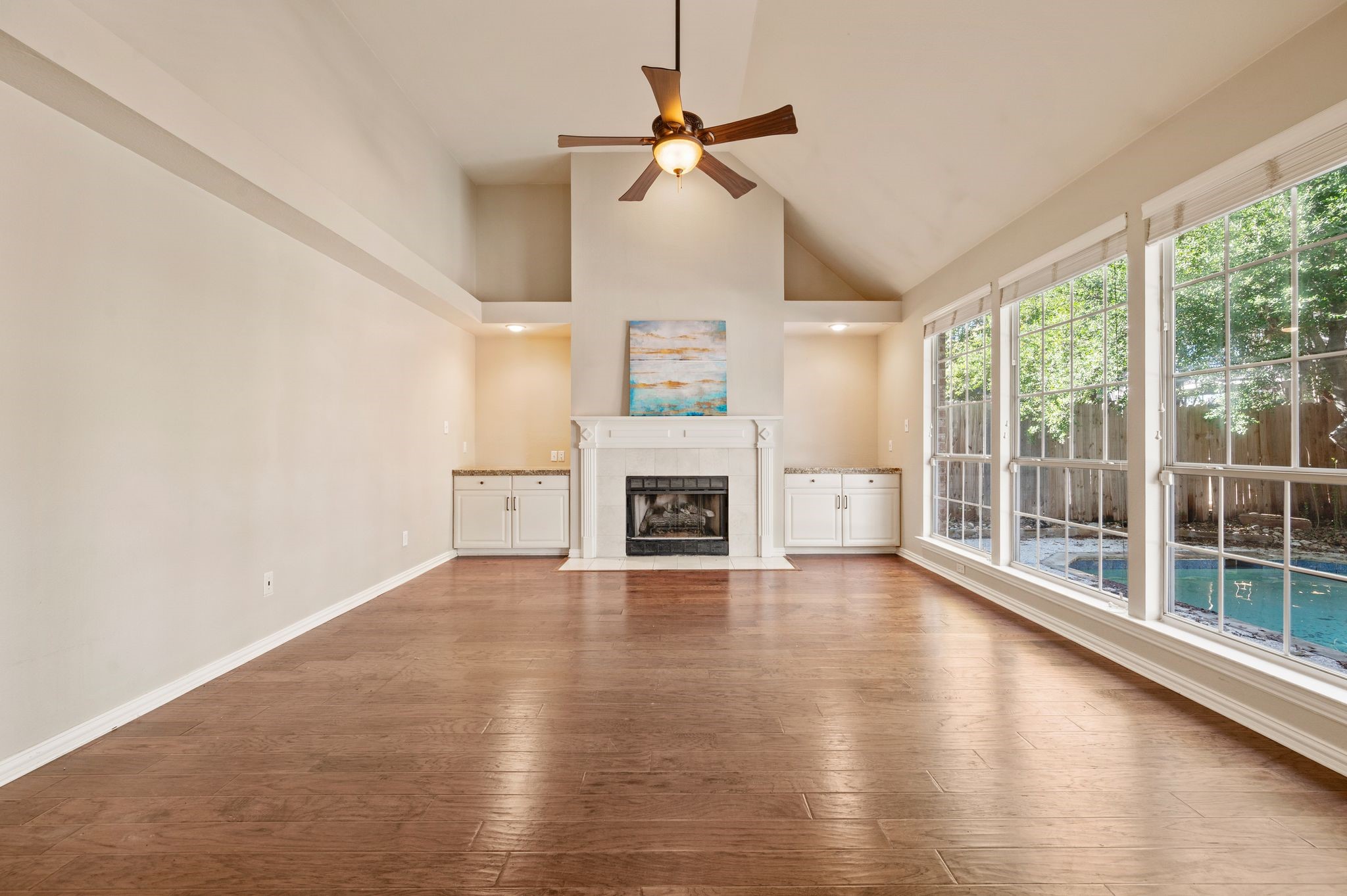 2504 Springhill Drive